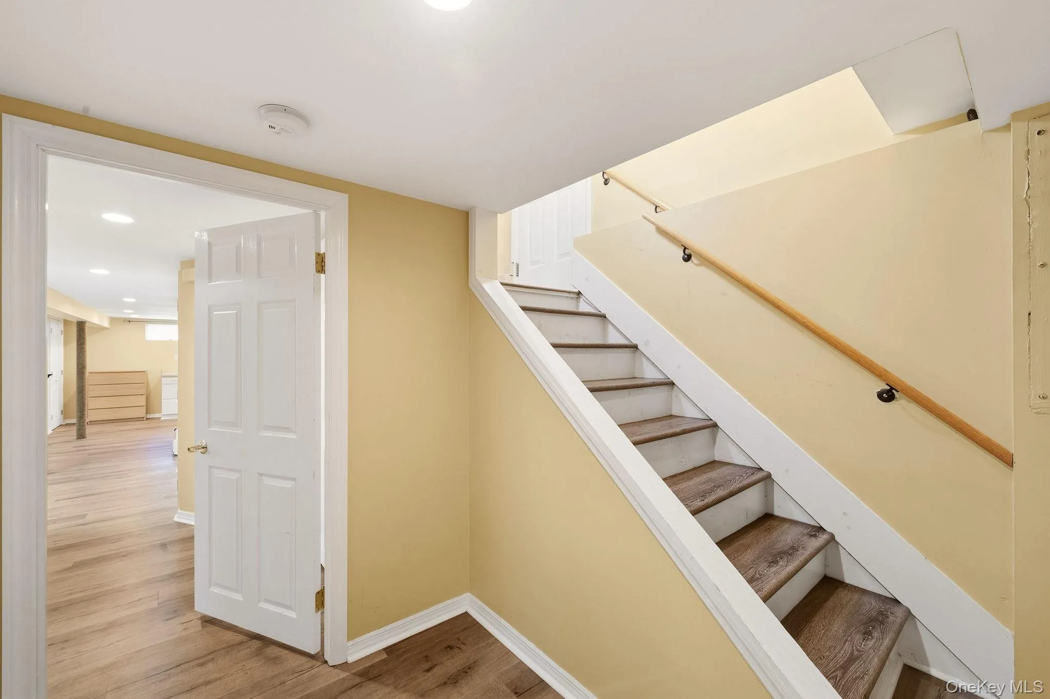 90 Conklin Street, Oyster Bay, NY, 3 Bedrooms Bedrooms, 6 Rooms Rooms,2 BathroomsBathrooms,Residential,For Rent,Conklin,0,1051492 90 Conklin Street, Oyster Bay, NY, 3 Bedrooms Bedrooms, 6 Rooms Rooms,2 BathroomsBathrooms,Residential,For Rent,Conklin,0,1051492
