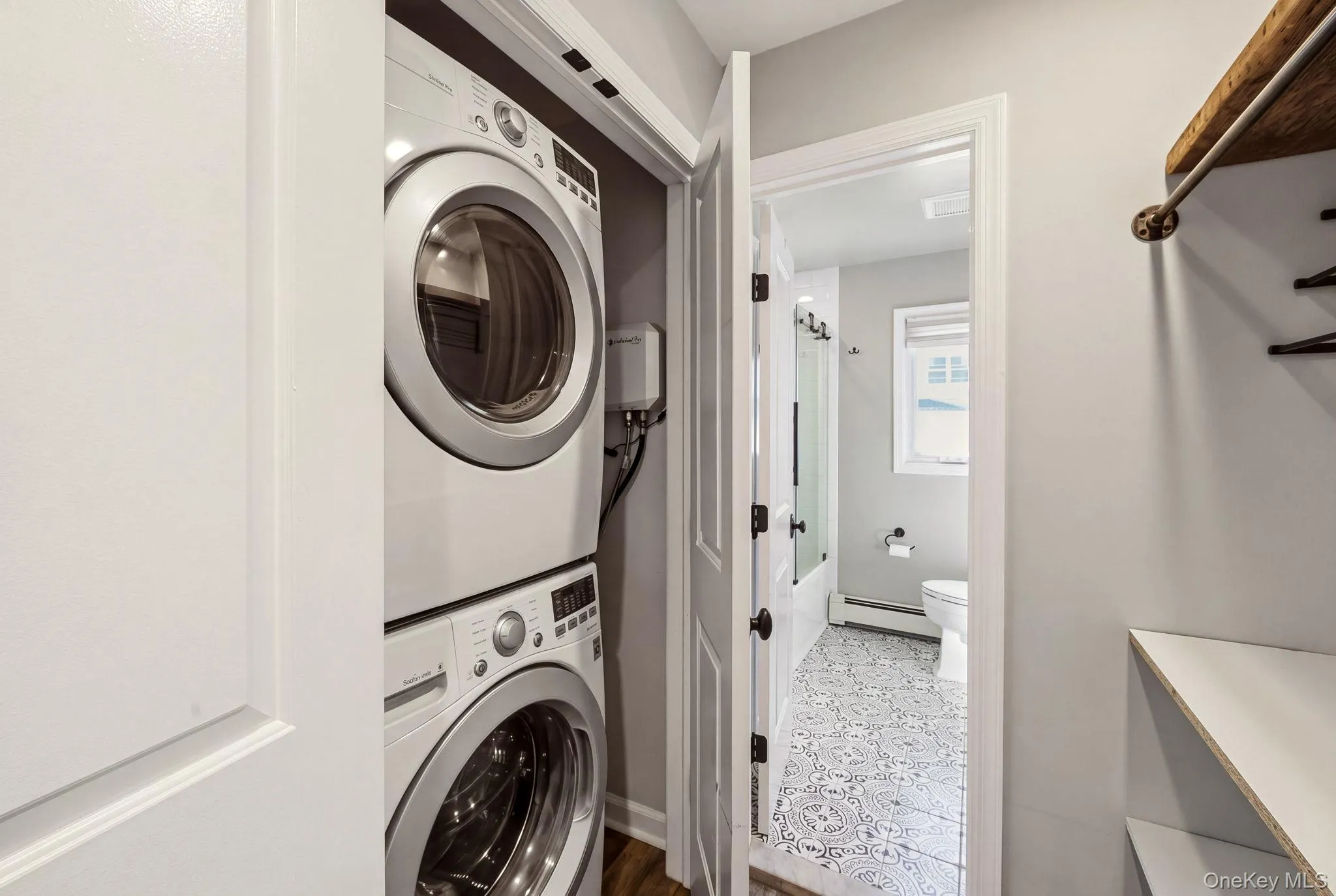 90 Conklin Street, Oyster Bay, NY, 3 Bedrooms Bedrooms, 6 Rooms Rooms,2 BathroomsBathrooms,Residential,For Rent,Conklin,0,1051492 90 Conklin Street, Oyster Bay, NY, 3 Bedrooms Bedrooms, 6 Rooms Rooms,2 BathroomsBathrooms,Residential,For Rent,Conklin,0,1051492