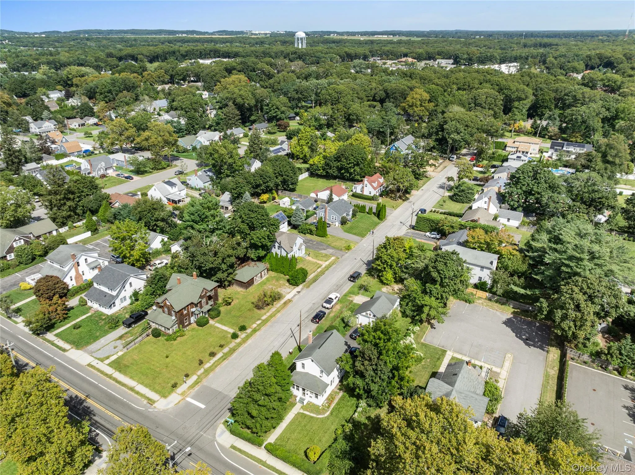 992 Roanoke Avenue, Riverhead, NY, 3 Bedrooms Bedrooms, 6 Rooms Rooms,1 BathroomBathrooms,Residential,For Rent,Roanoke,0,1051494 992 Roanoke Avenue, Riverhead, NY, 3 Bedrooms Bedrooms, 6 Rooms Rooms,1 BathroomBathrooms,Residential,For Rent,Roanoke,0,1051494