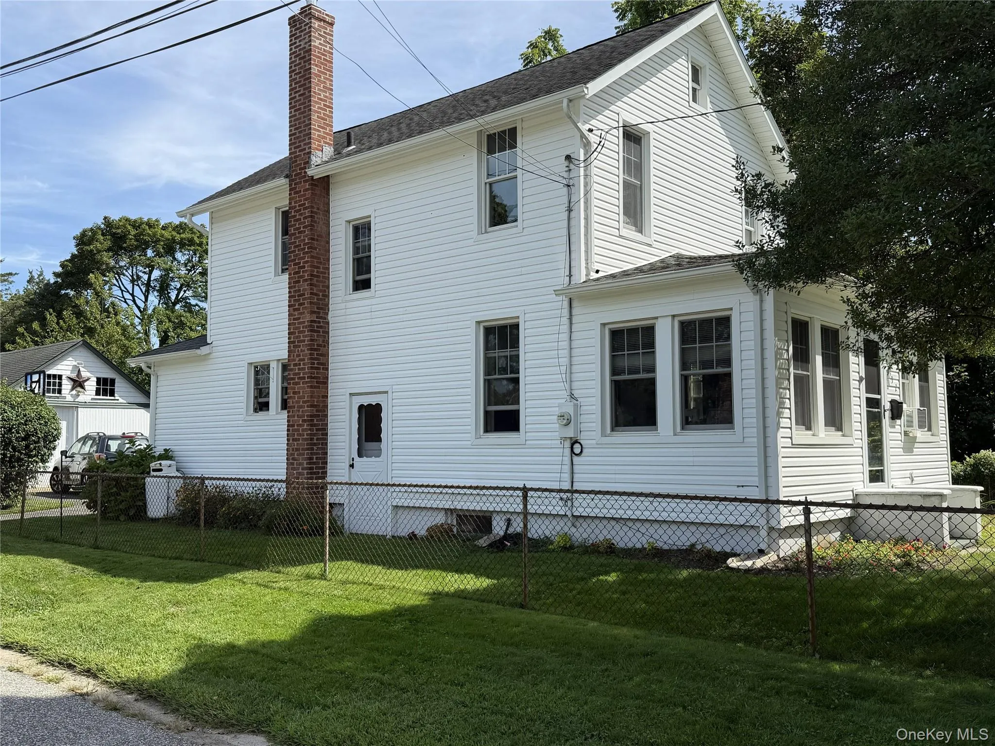 992 Roanoke Avenue, Riverhead, NY, 3 Bedrooms Bedrooms, 6 Rooms Rooms,1 BathroomBathrooms,Residential,For Rent,Roanoke,0,1051494 992 Roanoke Avenue, Riverhead, NY, 3 Bedrooms Bedrooms, 6 Rooms Rooms,1 BathroomBathrooms,Residential,For Rent,Roanoke,0,1051494