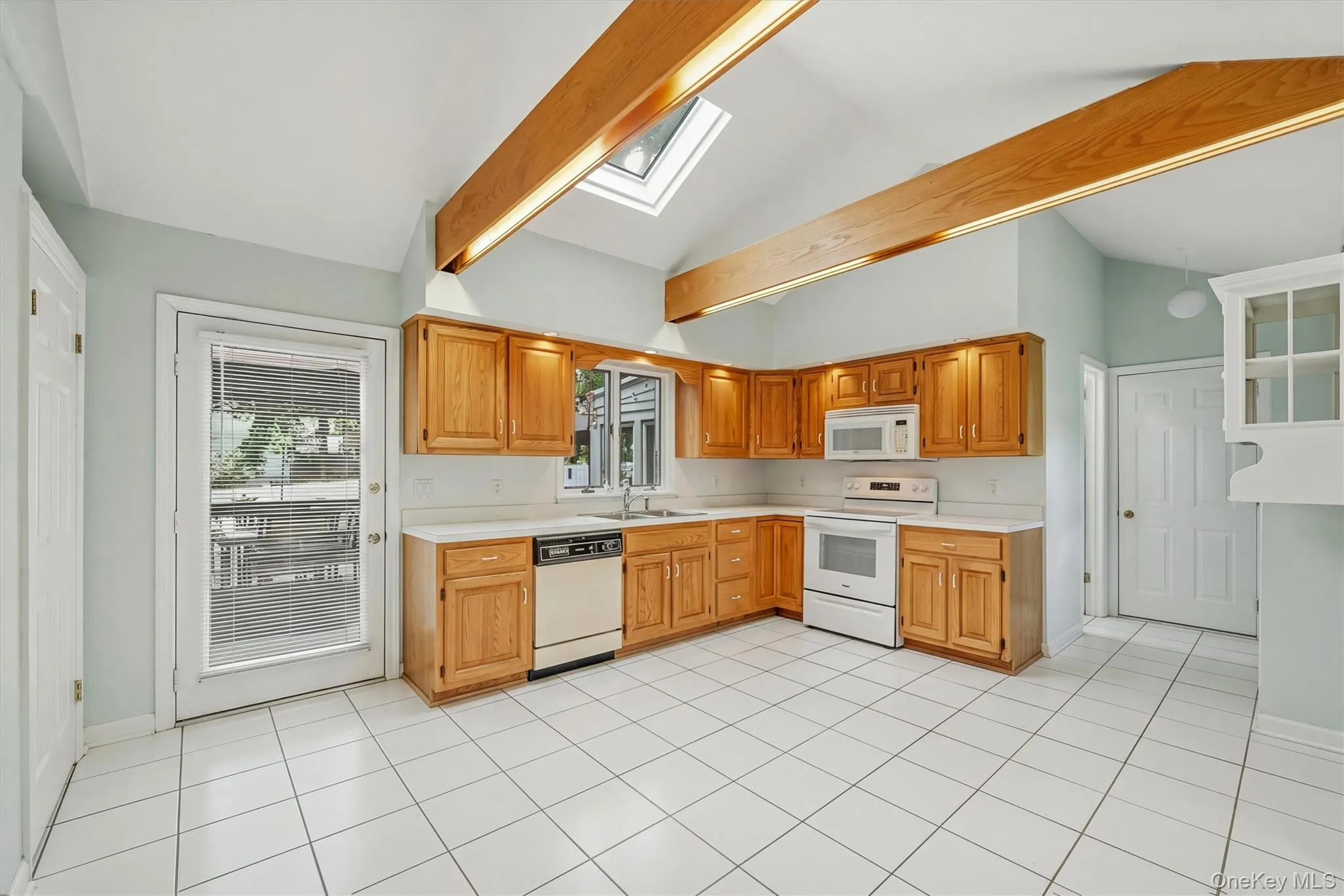 9 Whittier Avenue, Cortlandt, NY, 3 Bedrooms Bedrooms, 7 Rooms Rooms,2 BathroomsBathrooms,Residential,For Rent,Whittier,0,1051498 9 Whittier Avenue, Cortlandt, NY, 3 Bedrooms Bedrooms, 7 Rooms Rooms,2 BathroomsBathrooms,Residential,For Rent,Whittier,0,1051498