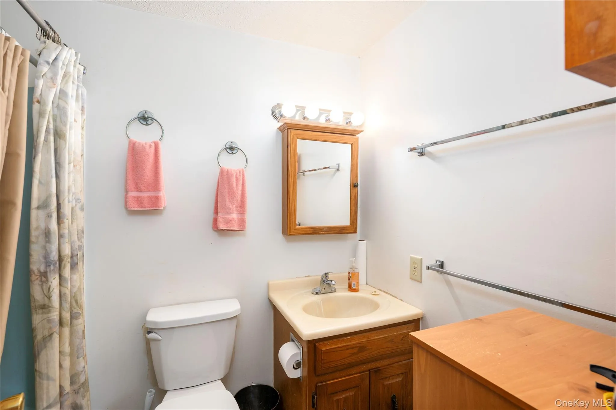 11 Academy Street, Beacon, NY, 3 Bedrooms Bedrooms, 6 Rooms Rooms,2 BathroomsBathrooms,Residential,For Rent,Academy,0,1051502 11 Academy Street, Beacon, NY, 3 Bedrooms Bedrooms, 6 Rooms Rooms,2 BathroomsBathrooms,Residential,For Rent,Academy,0,1051502