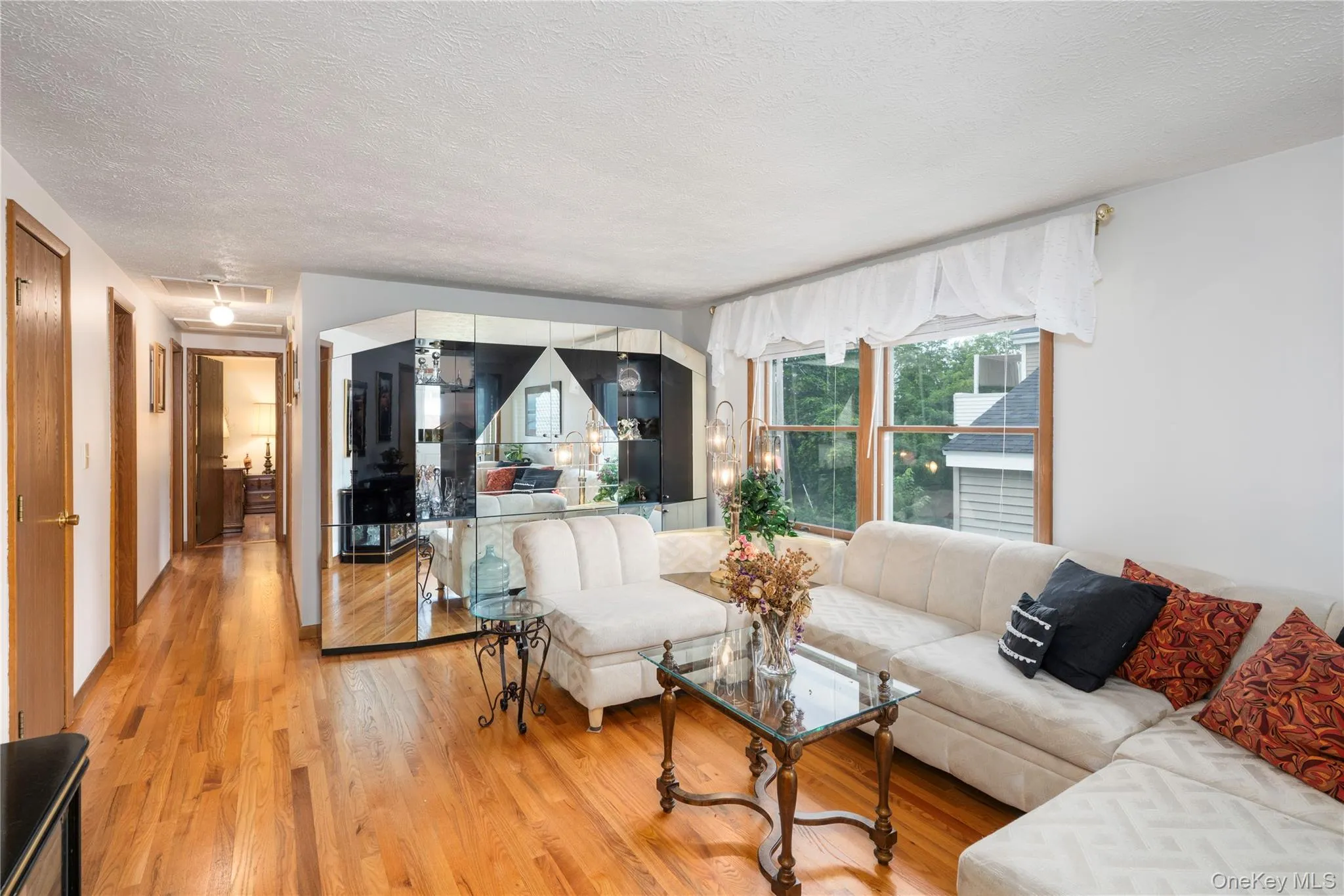 Hardwood floors Hardwood floors
