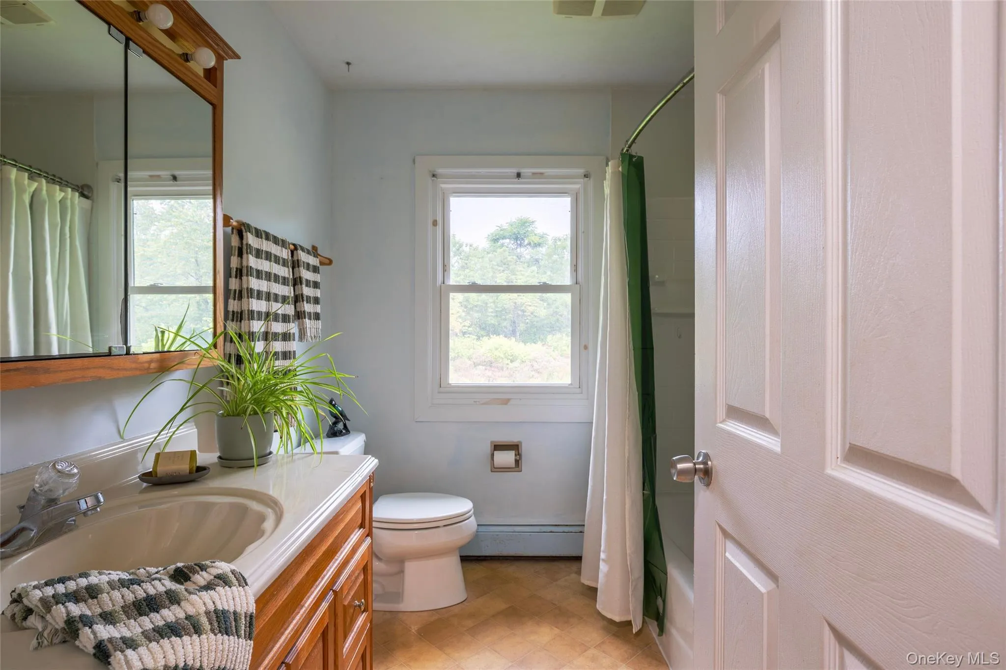 16 Peoples Road, Saugerties, NY, 3 Bedrooms Bedrooms, 7 Rooms Rooms,1 BathroomBathrooms,Residential,For Rent,Peoples,0,1051504 16 Peoples Road, Saugerties, NY, 3 Bedrooms Bedrooms, 7 Rooms Rooms,1 BathroomBathrooms,Residential,For Rent,Peoples,0,1051504