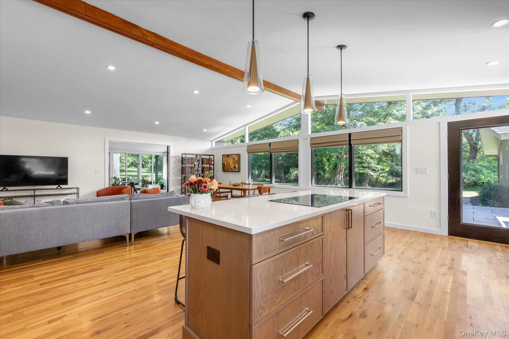 8 Meadow Lane, Huntington, NY, 3 Bedrooms Bedrooms, 7 Rooms Rooms,3 BathroomsBathrooms,Residential,For Rent,Meadow,0,1051505 8 Meadow Lane, Huntington, NY, 3 Bedrooms Bedrooms, 7 Rooms Rooms,3 BathroomsBathrooms,Residential,For Rent,Meadow,0,1051505