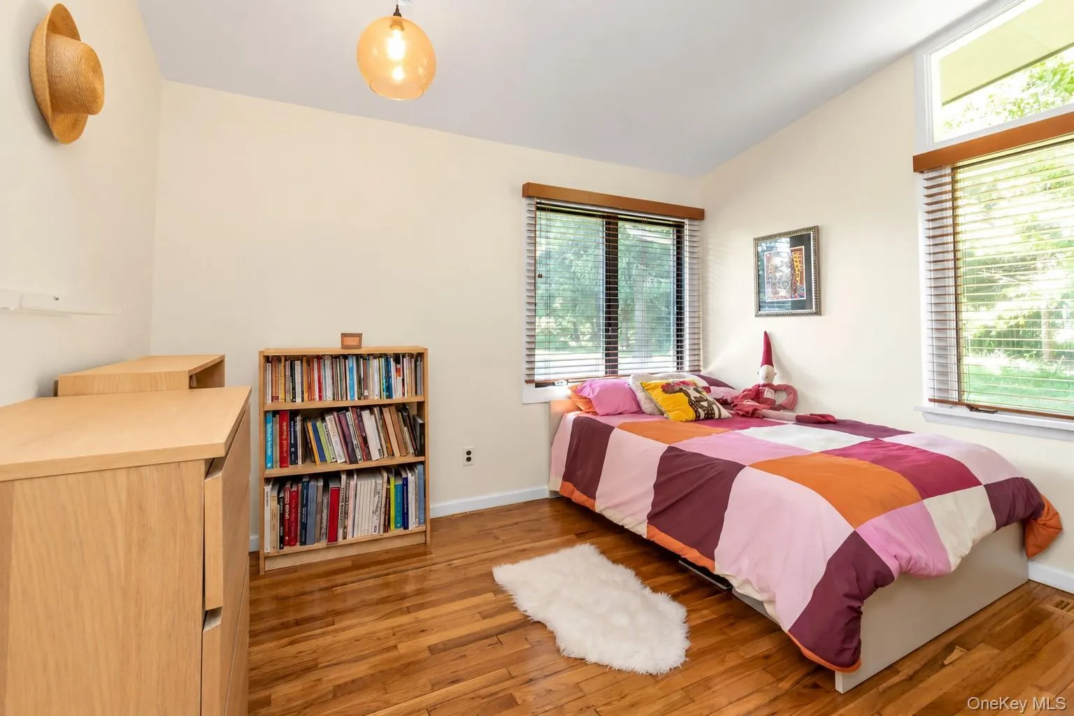 8 Meadow Lane, Huntington, NY, 3 Bedrooms Bedrooms, 7 Rooms Rooms,3 BathroomsBathrooms,Residential,For Rent,Meadow,0,1051505 8 Meadow Lane, Huntington, NY, 3 Bedrooms Bedrooms, 7 Rooms Rooms,3 BathroomsBathrooms,Residential,For Rent,Meadow,0,1051505