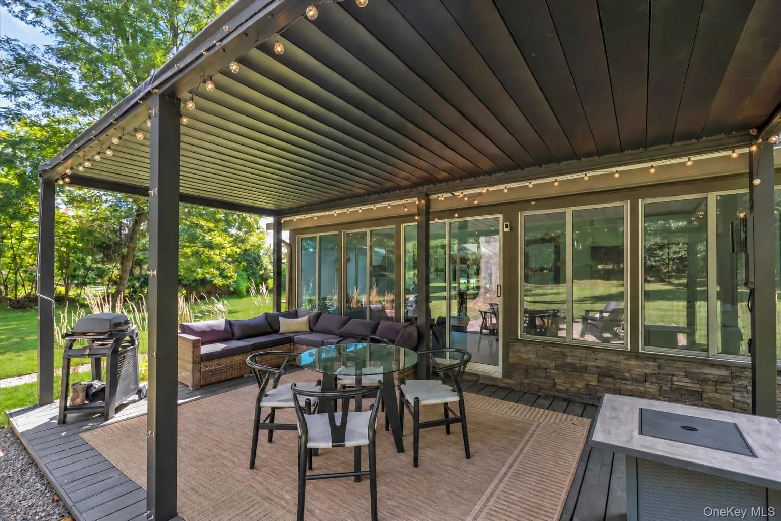 8 Meadow Lane, Huntington, NY, 3 Bedrooms Bedrooms, 7 Rooms Rooms,3 BathroomsBathrooms,Residential,For Rent,Meadow,0,1051505 8 Meadow Lane, Huntington, NY, 3 Bedrooms Bedrooms, 7 Rooms Rooms,3 BathroomsBathrooms,Residential,For Rent,Meadow,0,1051505