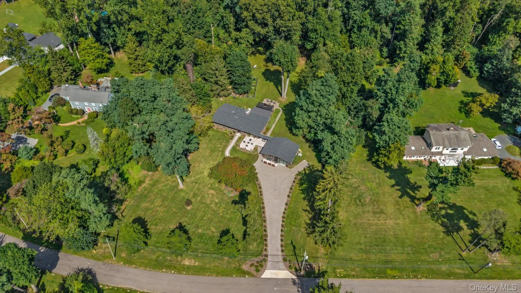 8 Meadow Lane, Huntington, NY, 3 Bedrooms Bedrooms, 7 Rooms Rooms,3 BathroomsBathrooms,Residential,For Rent,Meadow,0,1051505 8 Meadow Lane, Huntington, NY, 3 Bedrooms Bedrooms, 7 Rooms Rooms,3 BathroomsBathrooms,Residential,For Rent,Meadow,0,1051505