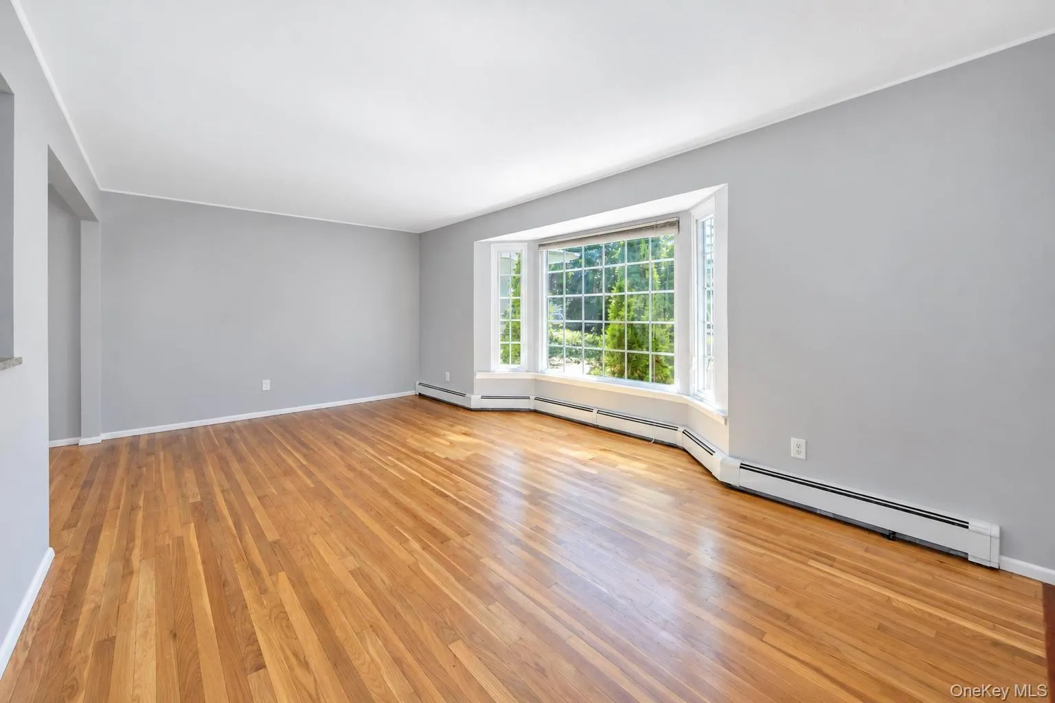 1 Azealia Court, Huntington, NY, 3 Bedrooms Bedrooms, 9 Rooms Rooms,2 BathroomsBathrooms,Residential,For Rent,Azealia,0,1051506 1 Azealia Court, Huntington, NY, 3 Bedrooms Bedrooms, 9 Rooms Rooms,2 BathroomsBathrooms,Residential,For Rent,Azealia,0,1051506