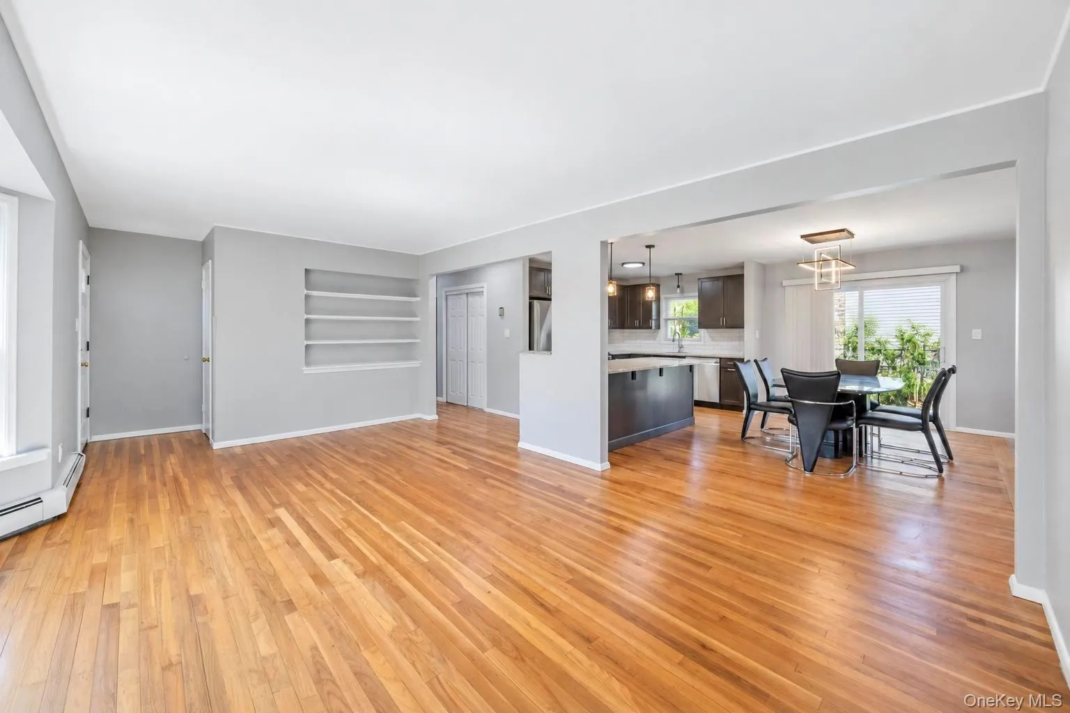 1 Azealia Court, Huntington, NY, 3 Bedrooms Bedrooms, 9 Rooms Rooms,2 BathroomsBathrooms,Residential,For Rent,Azealia,0,1051506 1 Azealia Court, Huntington, NY, 3 Bedrooms Bedrooms, 9 Rooms Rooms,2 BathroomsBathrooms,Residential,For Rent,Azealia,0,1051506