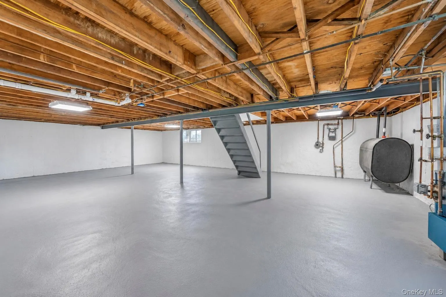 1 Azealia Court, Huntington, NY, 3 Bedrooms Bedrooms, 9 Rooms Rooms,2 BathroomsBathrooms,Residential,For Rent,Azealia,0,1051506 1 Azealia Court, Huntington, NY, 3 Bedrooms Bedrooms, 9 Rooms Rooms,2 BathroomsBathrooms,Residential,For Rent,Azealia,0,1051506