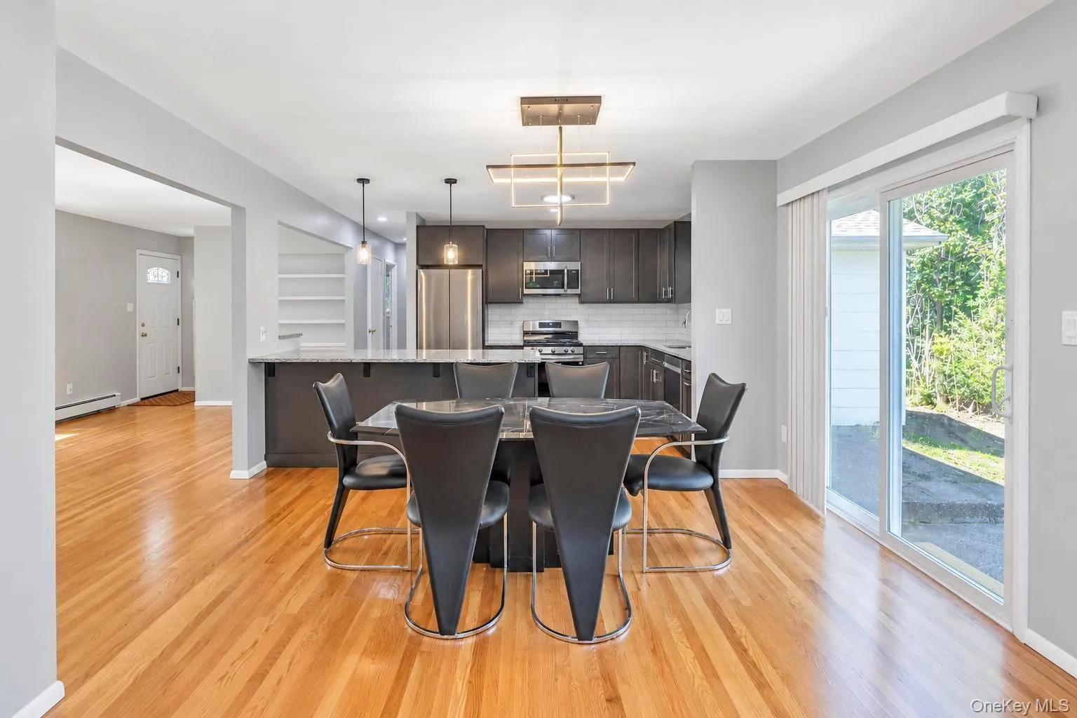 1 Azealia Court, Huntington, NY, 3 Bedrooms Bedrooms, 9 Rooms Rooms,2 BathroomsBathrooms,Residential,For Rent,Azealia,0,1051506 1 Azealia Court, Huntington, NY, 3 Bedrooms Bedrooms, 9 Rooms Rooms,2 BathroomsBathrooms,Residential,For Rent,Azealia,0,1051506