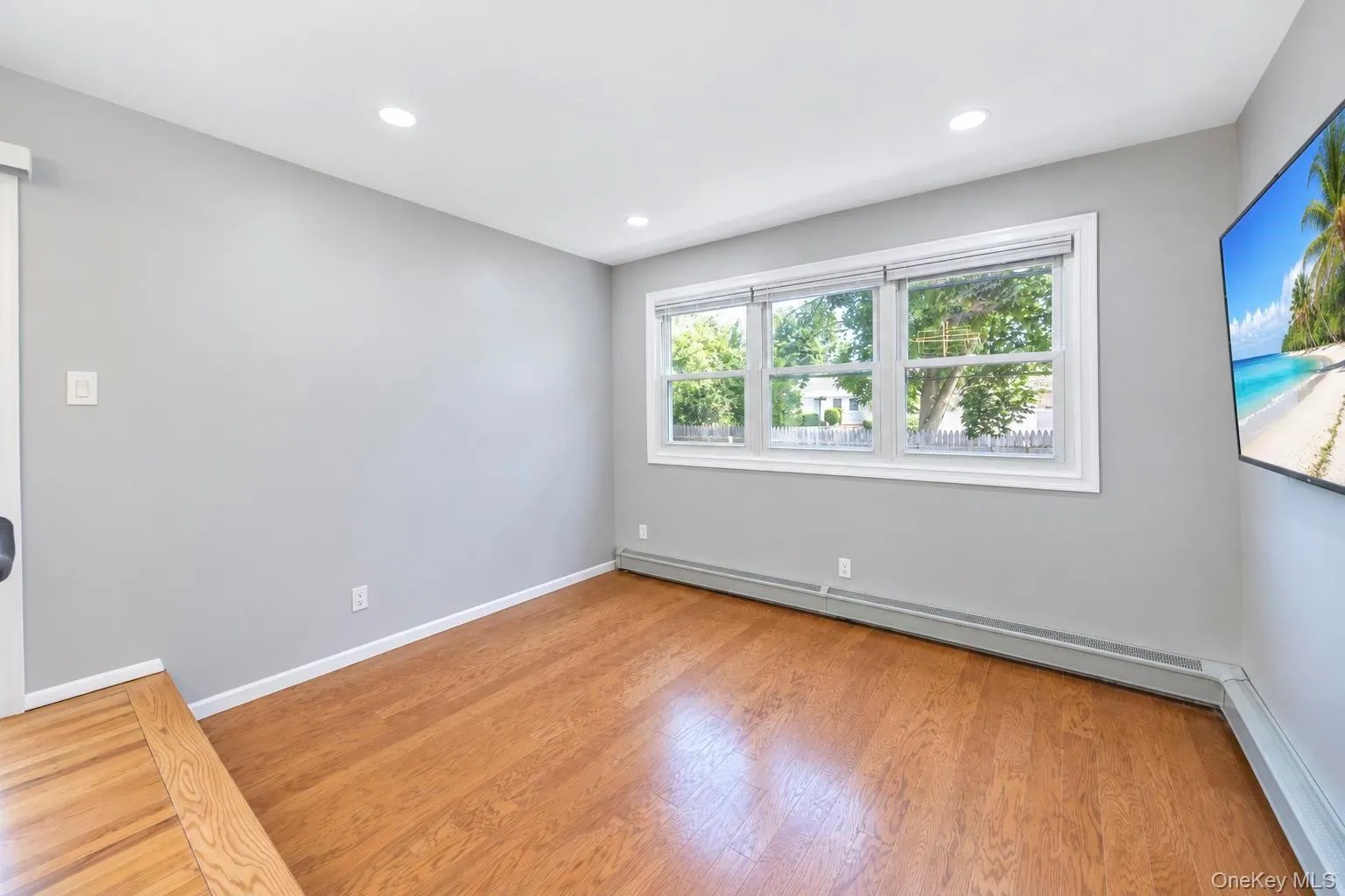 1 Azealia Court, Huntington, NY, 3 Bedrooms Bedrooms, 9 Rooms Rooms,2 BathroomsBathrooms,Residential,For Rent,Azealia,0,1051506 1 Azealia Court, Huntington, NY, 3 Bedrooms Bedrooms, 9 Rooms Rooms,2 BathroomsBathrooms,Residential,For Rent,Azealia,0,1051506