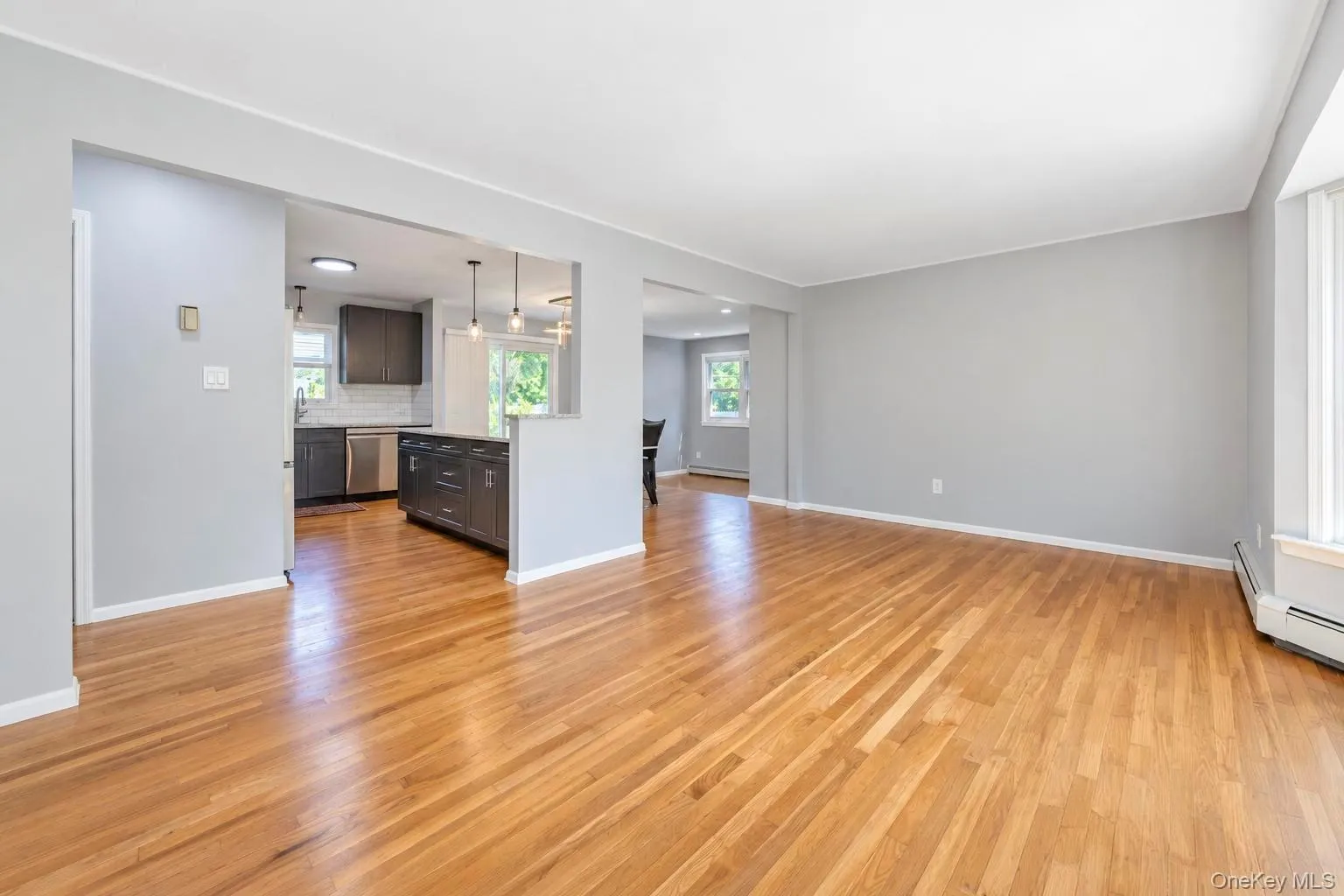 1 Azealia Court, Huntington, NY, 3 Bedrooms Bedrooms, 9 Rooms Rooms,2 BathroomsBathrooms,Residential,For Rent,Azealia,0,1051506 1 Azealia Court, Huntington, NY, 3 Bedrooms Bedrooms, 9 Rooms Rooms,2 BathroomsBathrooms,Residential,For Rent,Azealia,0,1051506