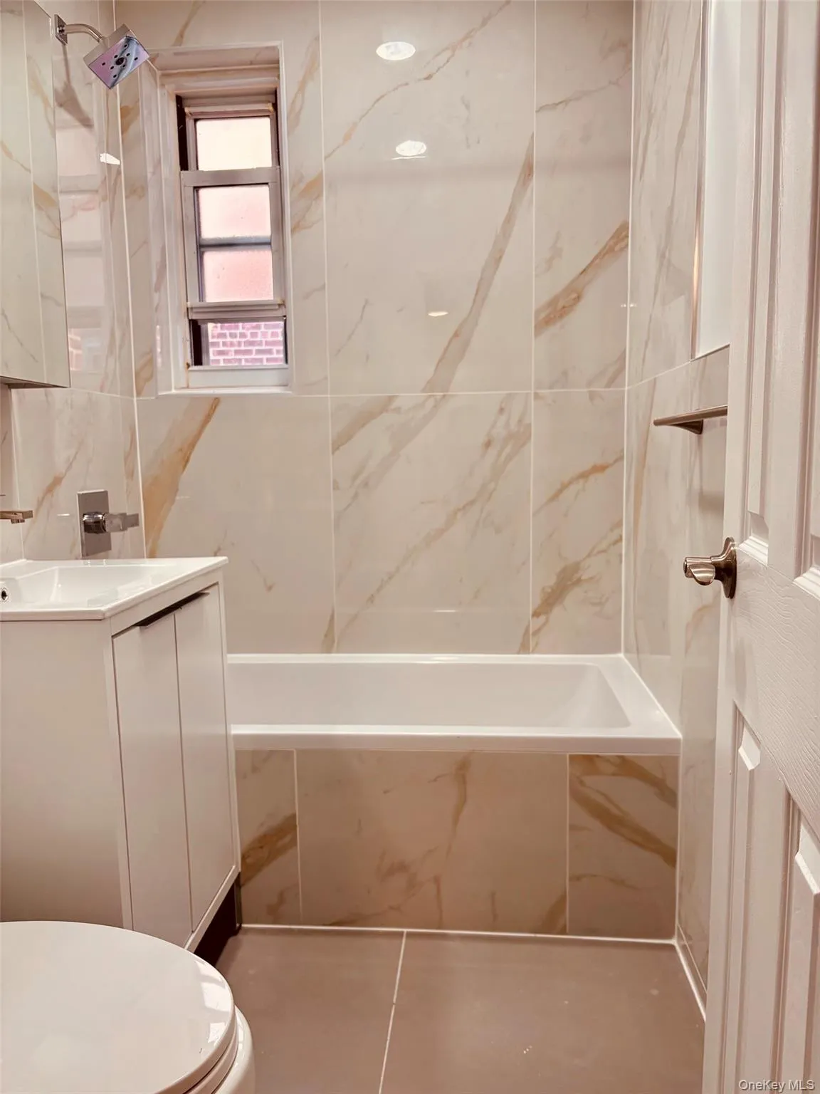 1300 Midland Avenue, Yonkers, NY, 2 Bedrooms Bedrooms, 4 Rooms Rooms,1 BathroomBathrooms,Residential,For Rent,Midland,0,1051512 1300 Midland Avenue, Yonkers, NY, 2 Bedrooms Bedrooms, 4 Rooms Rooms,1 BathroomBathrooms,Residential,For Rent,Midland,0,1051512