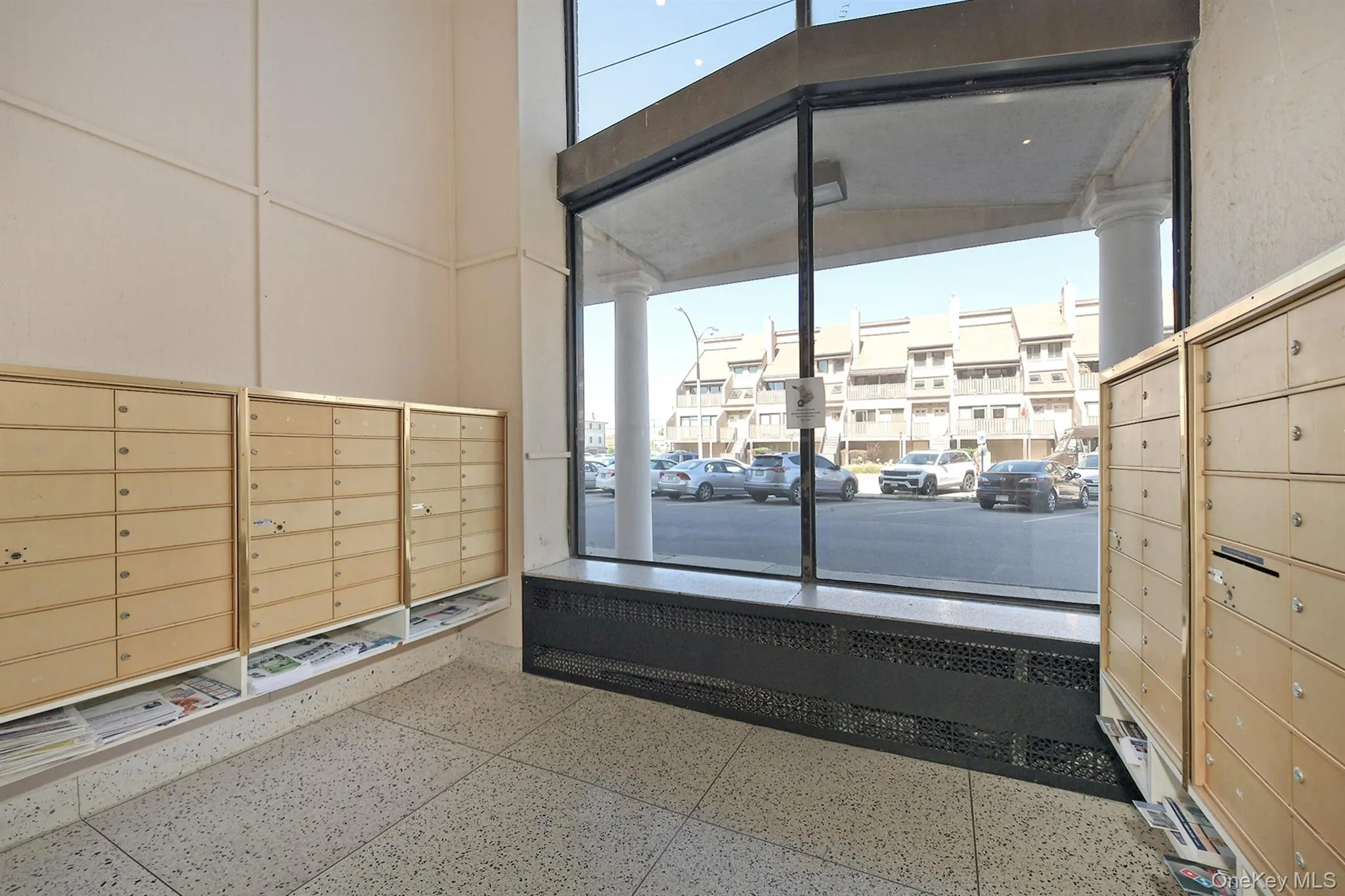 370 Broadway, Long Beach, NY, 1 Bedroom Bedrooms, 3 Rooms Rooms,1 BathroomBathrooms,Residential,For Rent,Broadway,0,1051513 370 Broadway, Long Beach, NY, 1 Bedroom Bedrooms, 3 Rooms Rooms,1 BathroomBathrooms,Residential,For Rent,Broadway,0,1051513