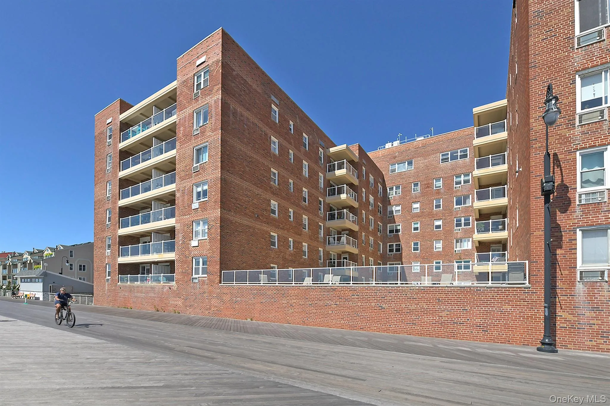 370 Broadway, Long Beach, NY, 1 Bedroom Bedrooms, 3 Rooms Rooms,1 BathroomBathrooms,Residential,For Rent,Broadway,0,1051513 370 Broadway, Long Beach, NY, 1 Bedroom Bedrooms, 3 Rooms Rooms,1 BathroomBathrooms,Residential,For Rent,Broadway,0,1051513