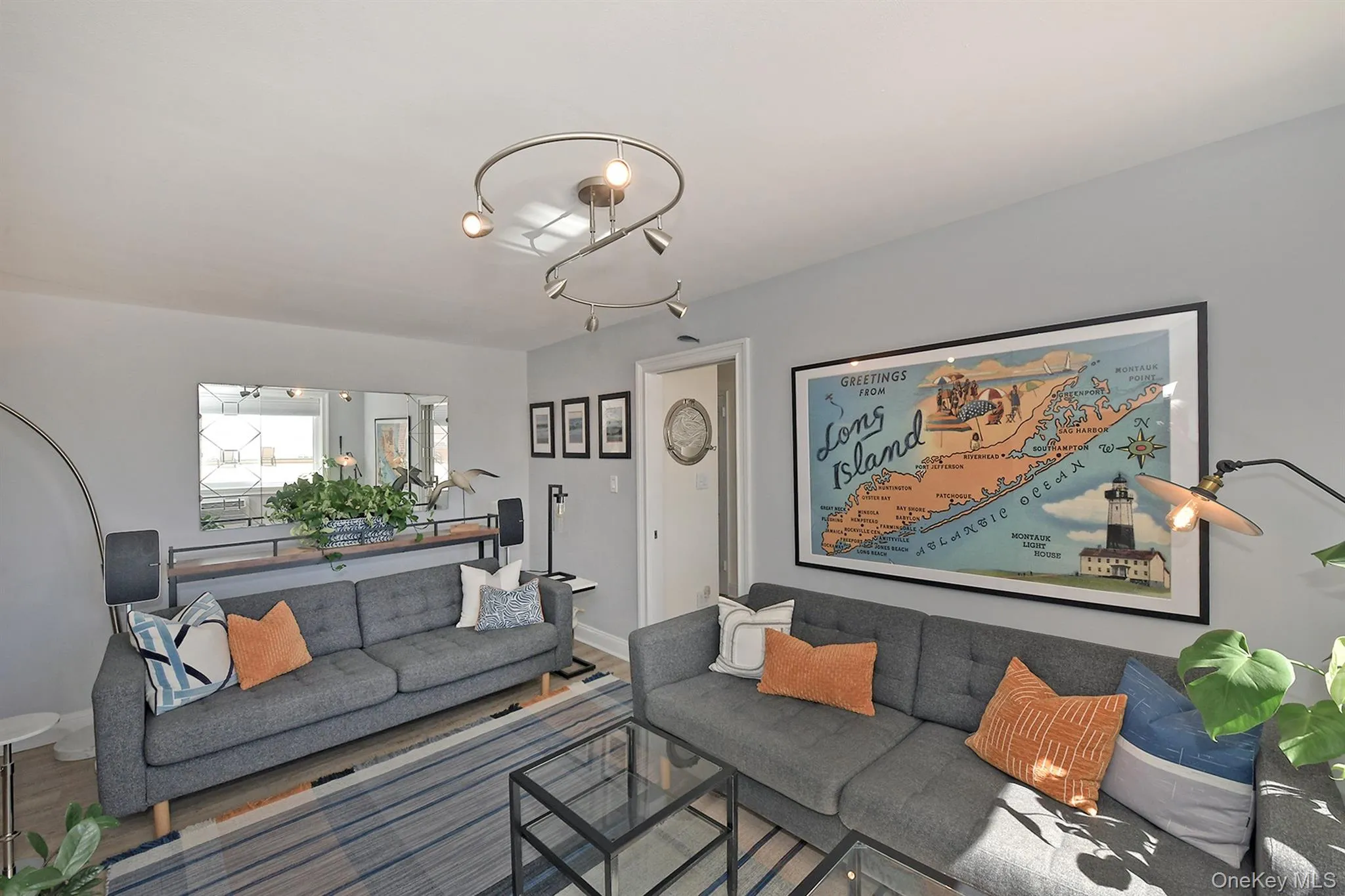 370 Broadway, Long Beach, NY, 1 Bedroom Bedrooms, 3 Rooms Rooms,1 BathroomBathrooms,Residential,For Rent,Broadway,0,1051513 370 Broadway, Long Beach, NY, 1 Bedroom Bedrooms, 3 Rooms Rooms,1 BathroomBathrooms,Residential,For Rent,Broadway,0,1051513