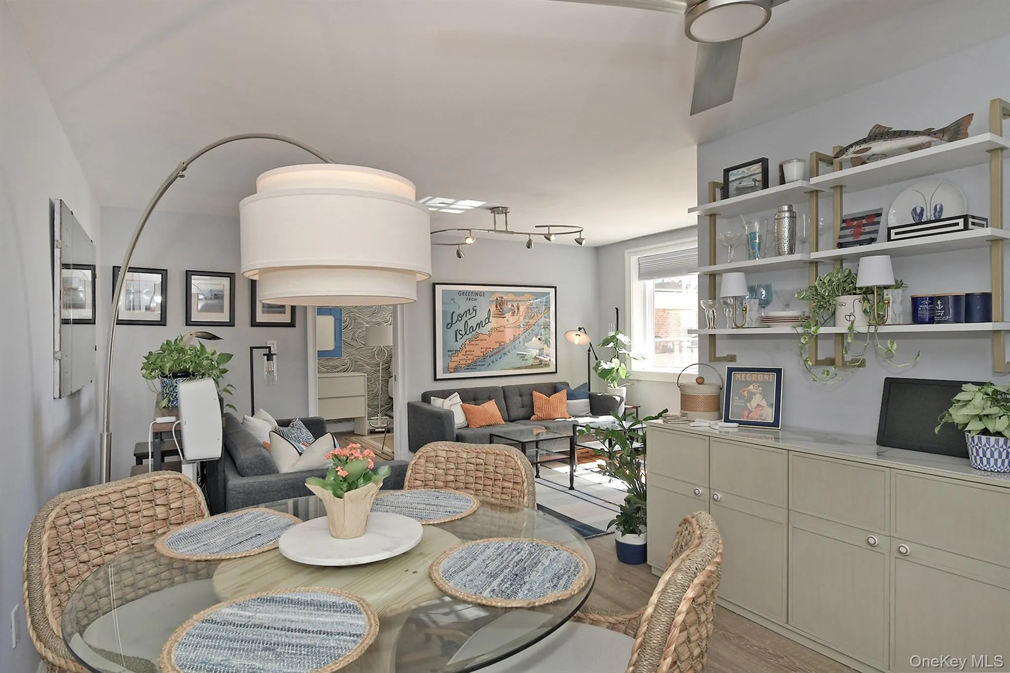 370 Broadway, Long Beach, NY, 1 Bedroom Bedrooms, 3 Rooms Rooms,1 BathroomBathrooms,Residential,For Rent,Broadway,0,1051513 370 Broadway, Long Beach, NY, 1 Bedroom Bedrooms, 3 Rooms Rooms,1 BathroomBathrooms,Residential,For Rent,Broadway,0,1051513