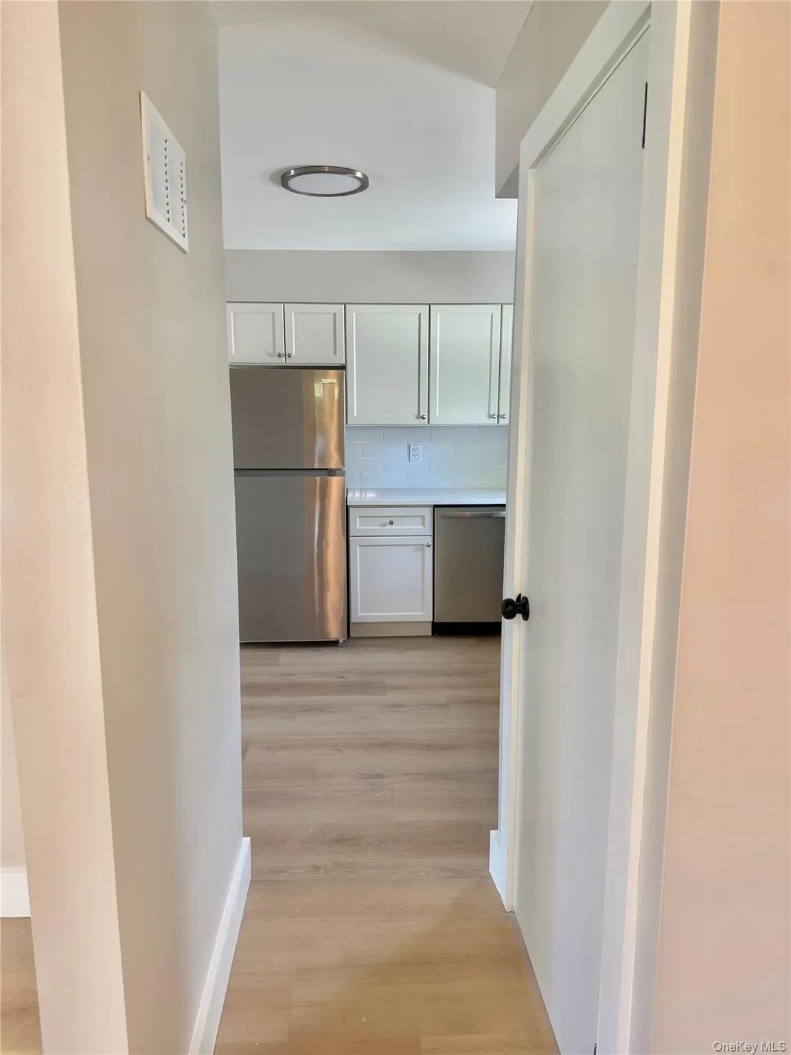 90 Madison, Hempstead, NY, 3 Bedrooms Bedrooms, 10 Rooms Rooms,2 BathroomsBathrooms,Residential Lease,For Rent,Madison,0,1051514 90 Madison, Hempstead, NY, 3 Bedrooms Bedrooms, 10 Rooms Rooms,2 BathroomsBathrooms,Residential Lease,For Rent,Madison,0,1051514