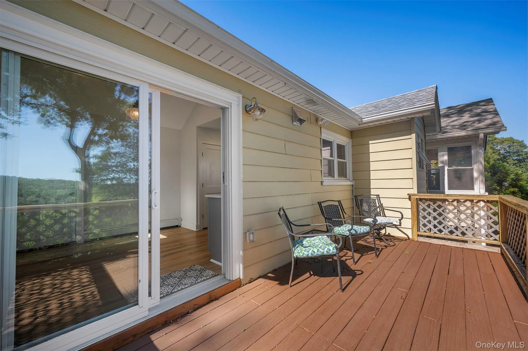 171 Taft Crescent, Huntington, NY, 1 Bedroom Bedrooms, 5 Room Rooms,1 BathroomBathrooms,Residential Lease,For Rent,Taft,0,1051524 171 Taft Crescent, Huntington, NY, 1 Bedroom Bedrooms, 5 Room Rooms,1 BathroomBathrooms,Residential Lease,For Rent,Taft,0,1051524
