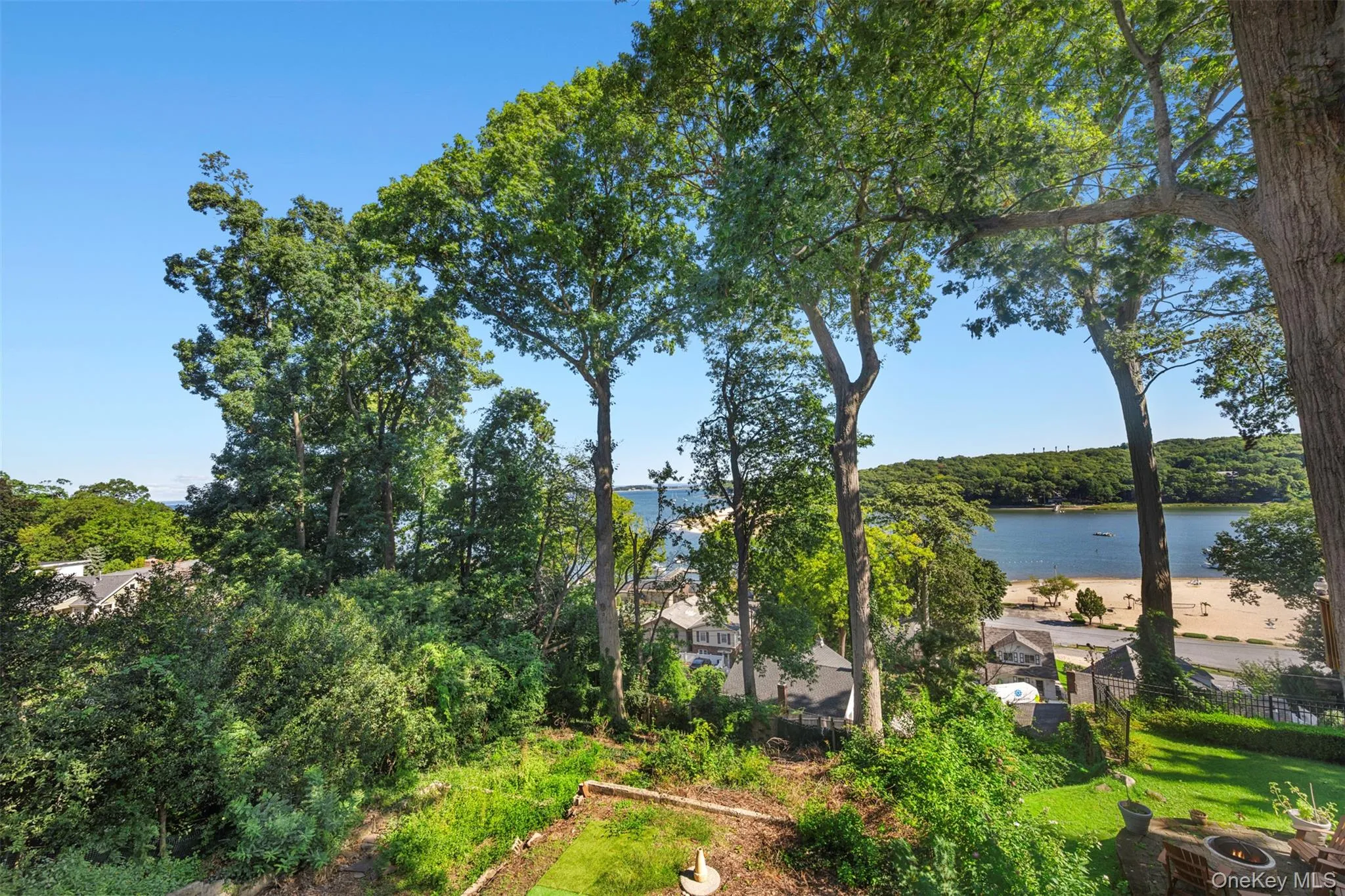 171 Taft Crescent, Huntington, NY, 1 Bedroom Bedrooms, 5 Room Rooms,1 BathroomBathrooms,Residential Lease,For Rent,Taft,0,1051524 171 Taft Crescent, Huntington, NY, 1 Bedroom Bedrooms, 5 Room Rooms,1 BathroomBathrooms,Residential Lease,For Rent,Taft,0,1051524