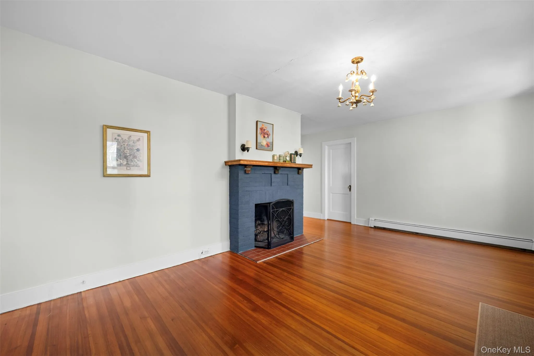 171 Taft Crescent, Huntington, NY, 1 Bedroom Bedrooms, 5 Room Rooms,1 BathroomBathrooms,Residential Lease,For Rent,Taft,0,1051524 171 Taft Crescent, Huntington, NY, 1 Bedroom Bedrooms, 5 Room Rooms,1 BathroomBathrooms,Residential Lease,For Rent,Taft,0,1051524