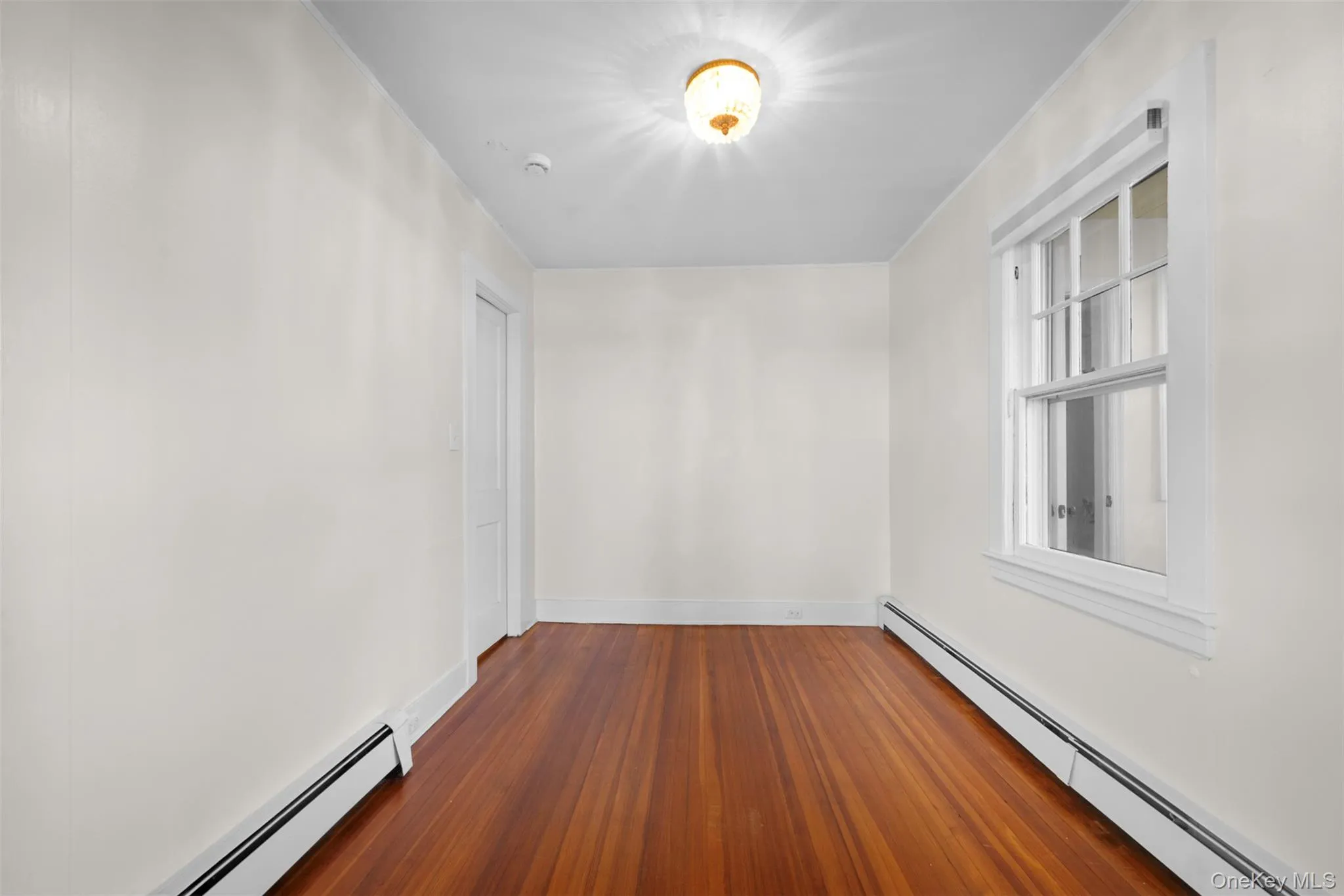 171 Taft Crescent, Huntington, NY, 1 Bedroom Bedrooms, 5 Room Rooms,1 BathroomBathrooms,Residential Lease,For Rent,Taft,0,1051524 171 Taft Crescent, Huntington, NY, 1 Bedroom Bedrooms, 5 Room Rooms,1 BathroomBathrooms,Residential Lease,For Rent,Taft,0,1051524
