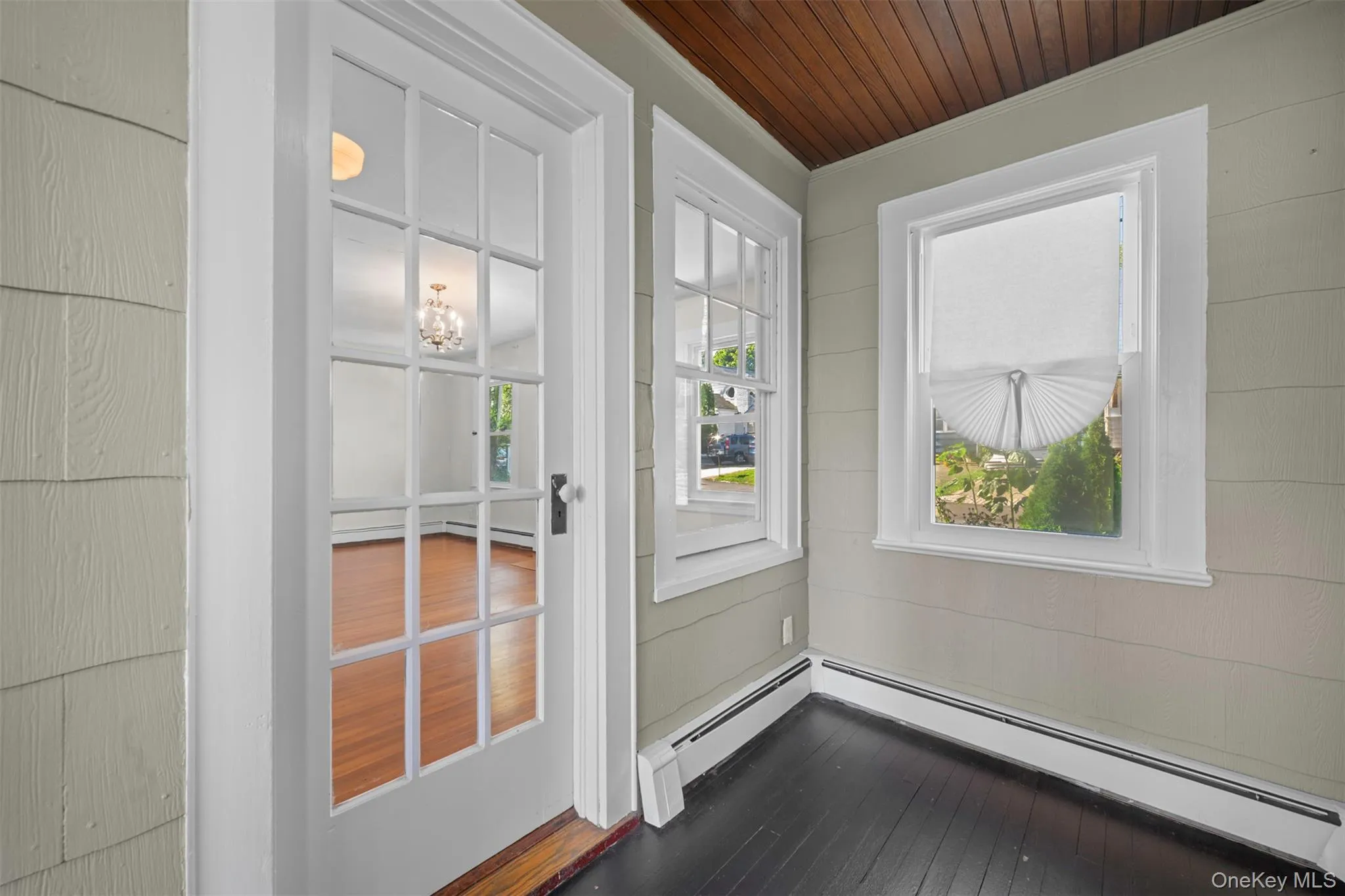 171 Taft Crescent, Huntington, NY, 1 Bedroom Bedrooms, 5 Room Rooms,1 BathroomBathrooms,Residential Lease,For Rent,Taft,0,1051524 171 Taft Crescent, Huntington, NY, 1 Bedroom Bedrooms, 5 Room Rooms,1 BathroomBathrooms,Residential Lease,For Rent,Taft,0,1051524