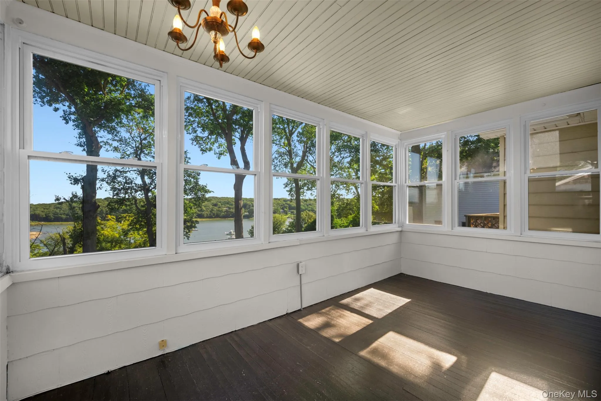 171 Taft Crescent, Huntington, NY, 1 Bedroom Bedrooms, 5 Room Rooms,1 BathroomBathrooms,Residential Lease,For Rent,Taft,0,1051524 171 Taft Crescent, Huntington, NY, 1 Bedroom Bedrooms, 5 Room Rooms,1 BathroomBathrooms,Residential Lease,For Rent,Taft,0,1051524