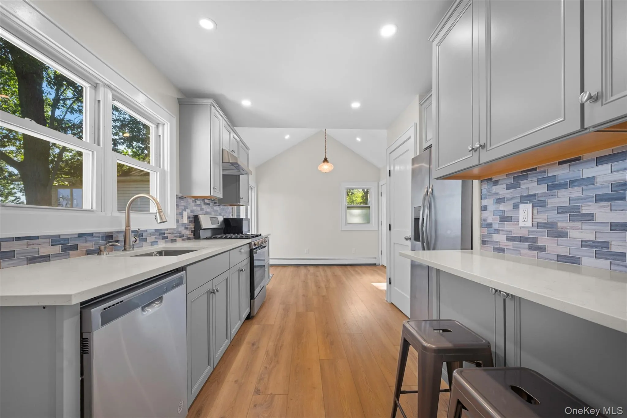 171 Taft Crescent, Huntington, NY, 1 Bedroom Bedrooms, 5 Room Rooms,1 BathroomBathrooms,Residential Lease,For Rent,Taft,0,1051524 171 Taft Crescent, Huntington, NY, 1 Bedroom Bedrooms, 5 Room Rooms,1 BathroomBathrooms,Residential Lease,For Rent,Taft,0,1051524