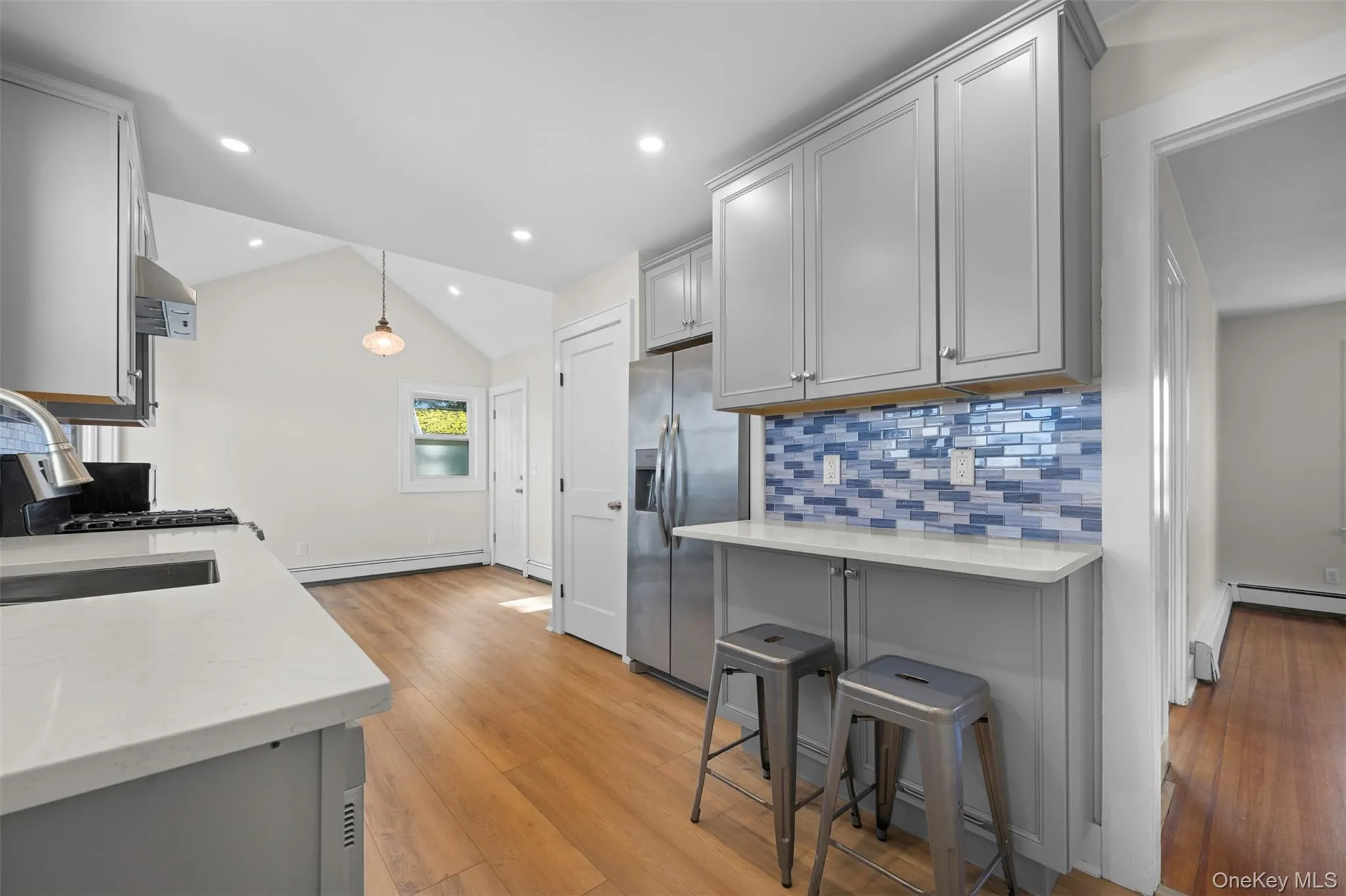171 Taft Crescent, Huntington, NY, 1 Bedroom Bedrooms, 5 Room Rooms,1 BathroomBathrooms,Residential Lease,For Rent,Taft,0,1051524 171 Taft Crescent, Huntington, NY, 1 Bedroom Bedrooms, 5 Room Rooms,1 BathroomBathrooms,Residential Lease,For Rent,Taft,0,1051524