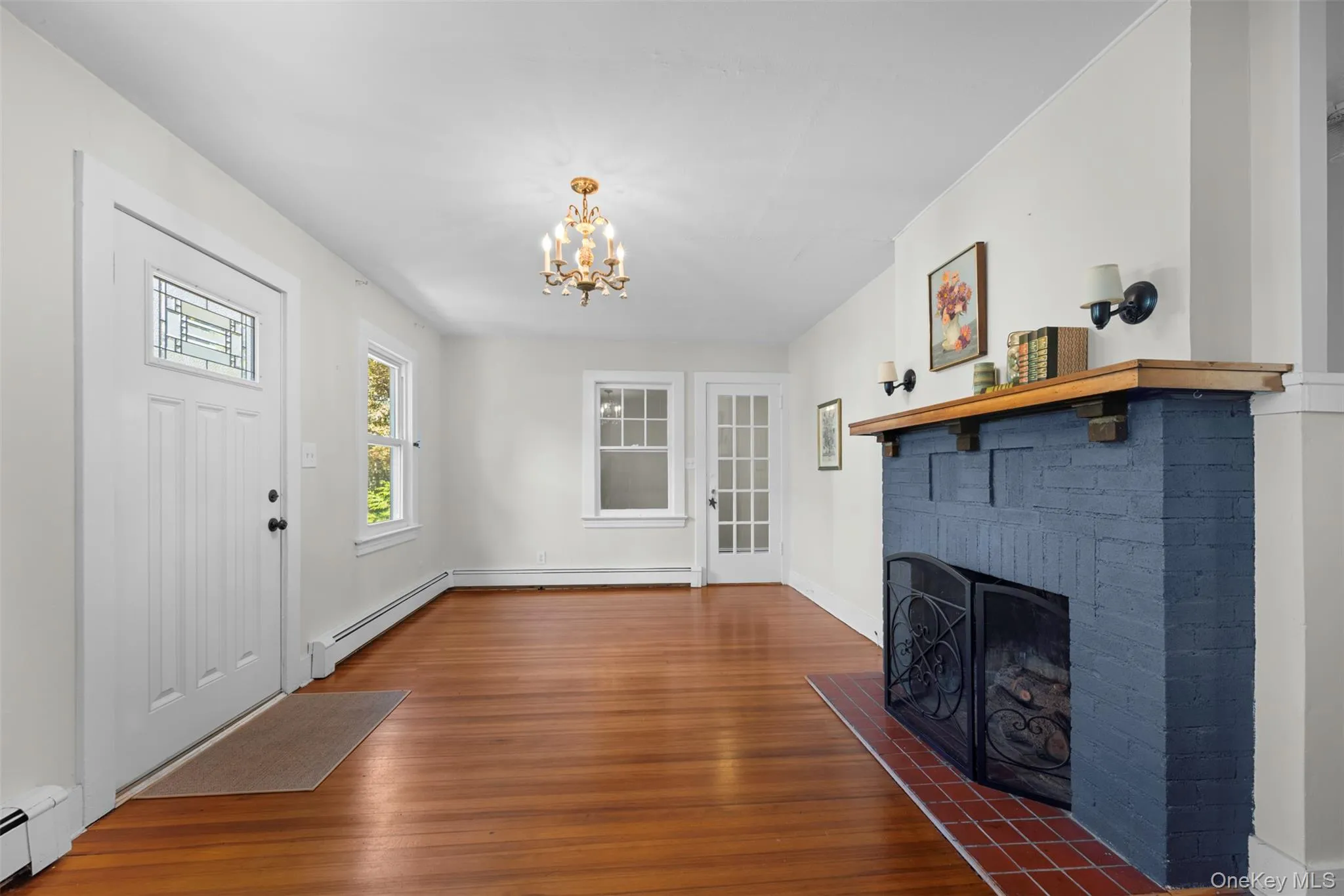171 Taft Crescent, Huntington, NY, 1 Bedroom Bedrooms, 5 Room Rooms,1 BathroomBathrooms,Residential Lease,For Rent,Taft,0,1051524 171 Taft Crescent, Huntington, NY, 1 Bedroom Bedrooms, 5 Room Rooms,1 BathroomBathrooms,Residential Lease,For Rent,Taft,0,1051524