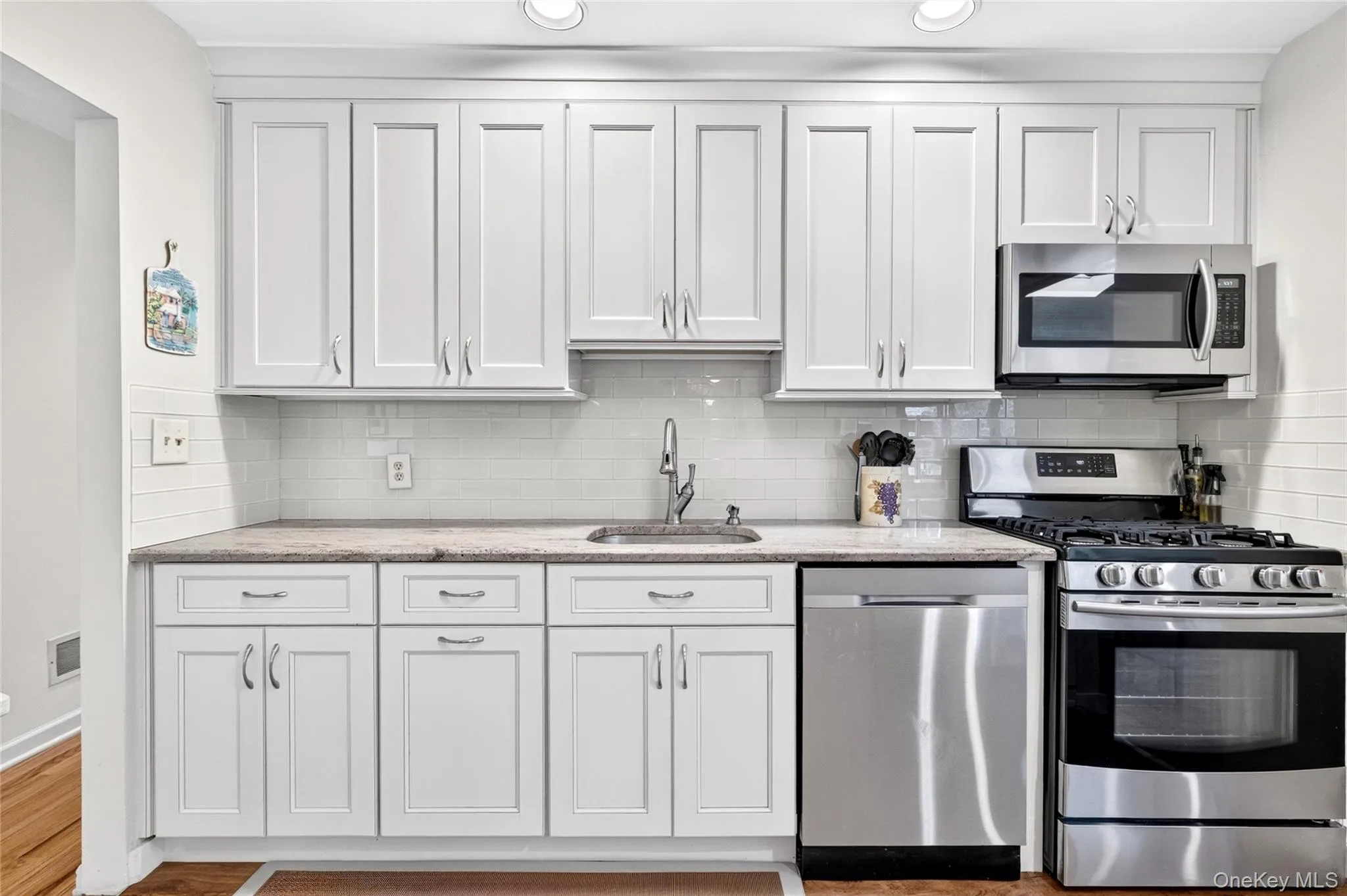 32 Sengstacken Drive, Stony Point, NY, 3 Bedrooms Bedrooms, 12 Rooms Rooms,2 BathroomsBathrooms,Residential,For Rent,Sengstacken,0,1051528 32 Sengstacken Drive, Stony Point, NY, 3 Bedrooms Bedrooms, 12 Rooms Rooms,2 BathroomsBathrooms,Residential,For Rent,Sengstacken,0,1051528