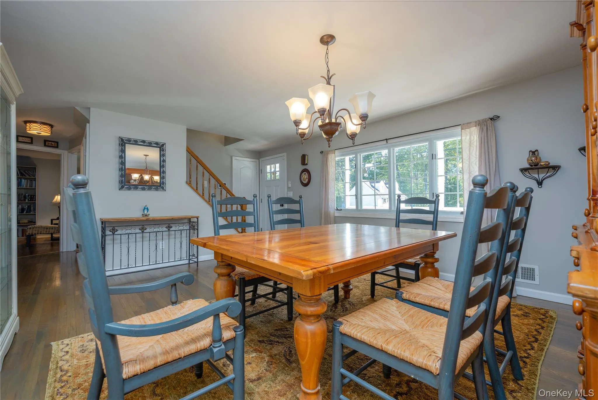 7 Virginia Street, Clarkstown, NY, 6 Bedrooms Bedrooms, 10 Rooms Rooms,3 BathroomsBathrooms,Residential,For Rent,Virginia,0,1051534 7 Virginia Street, Clarkstown, NY, 6 Bedrooms Bedrooms, 10 Rooms Rooms,3 BathroomsBathrooms,Residential,For Rent,Virginia,0,1051534