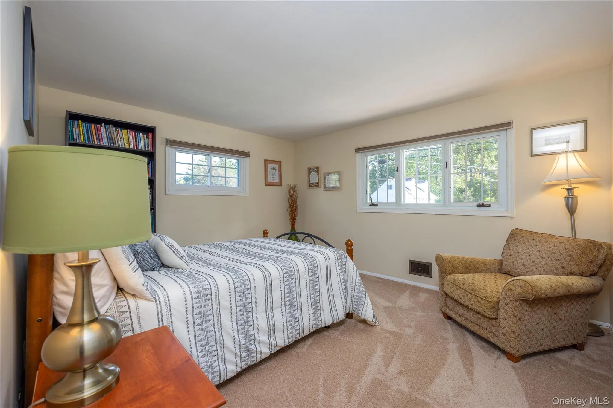 7 Virginia Street, Clarkstown, NY, 6 Bedrooms Bedrooms, 10 Rooms Rooms,3 BathroomsBathrooms,Residential,For Rent,Virginia,0,1051534 7 Virginia Street, Clarkstown, NY, 6 Bedrooms Bedrooms, 10 Rooms Rooms,3 BathroomsBathrooms,Residential,For Rent,Virginia,0,1051534