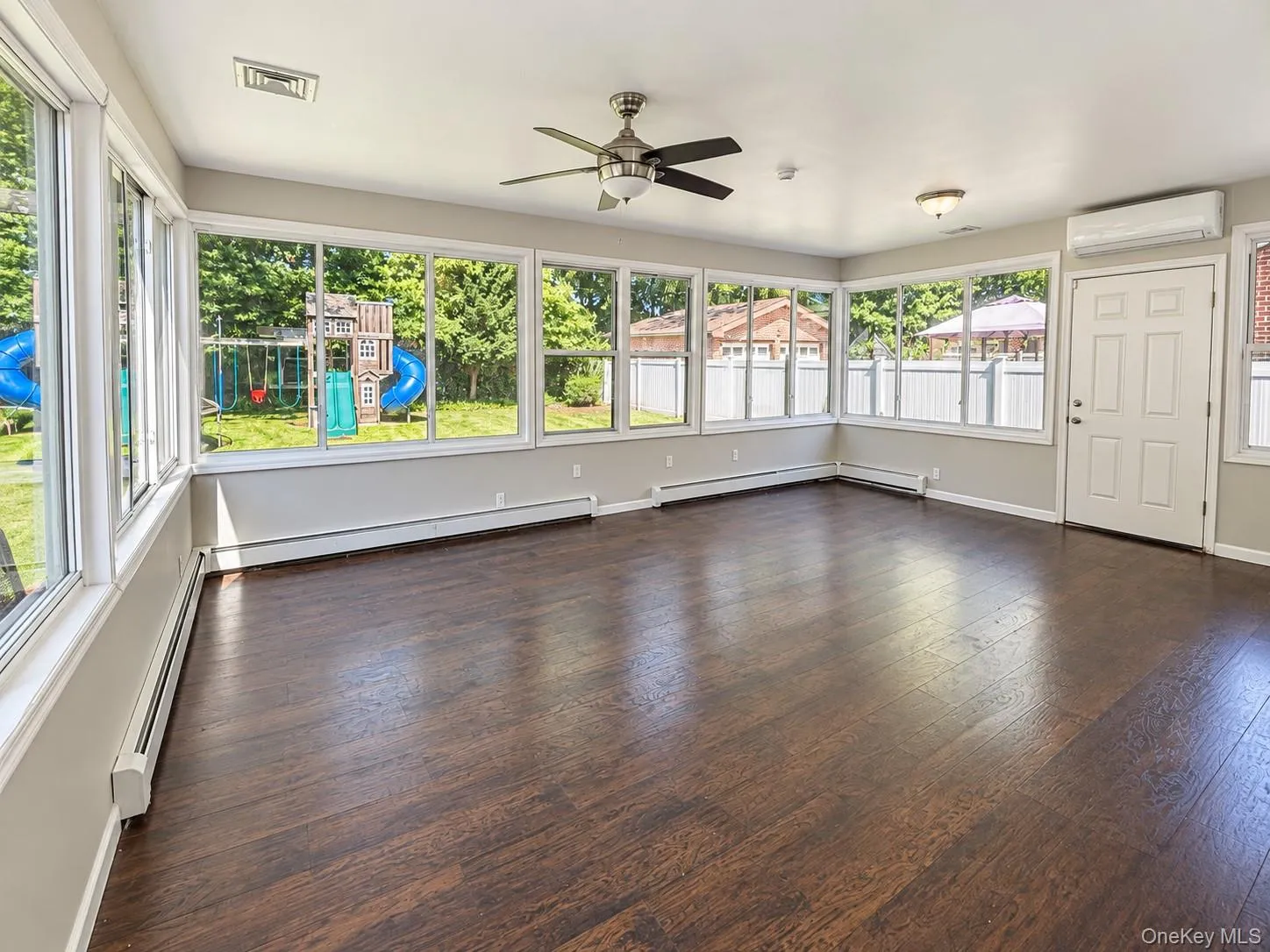 21757 77th Avenue, New York, NY, 4 Bedrooms Bedrooms, 10 Rooms Rooms,3 BathroomsBathrooms,Residential,For Rent,77th,0,1051536 21757 77th Avenue, New York, NY, 4 Bedrooms Bedrooms, 10 Rooms Rooms,3 BathroomsBathrooms,Residential,For Rent,77th,0,1051536