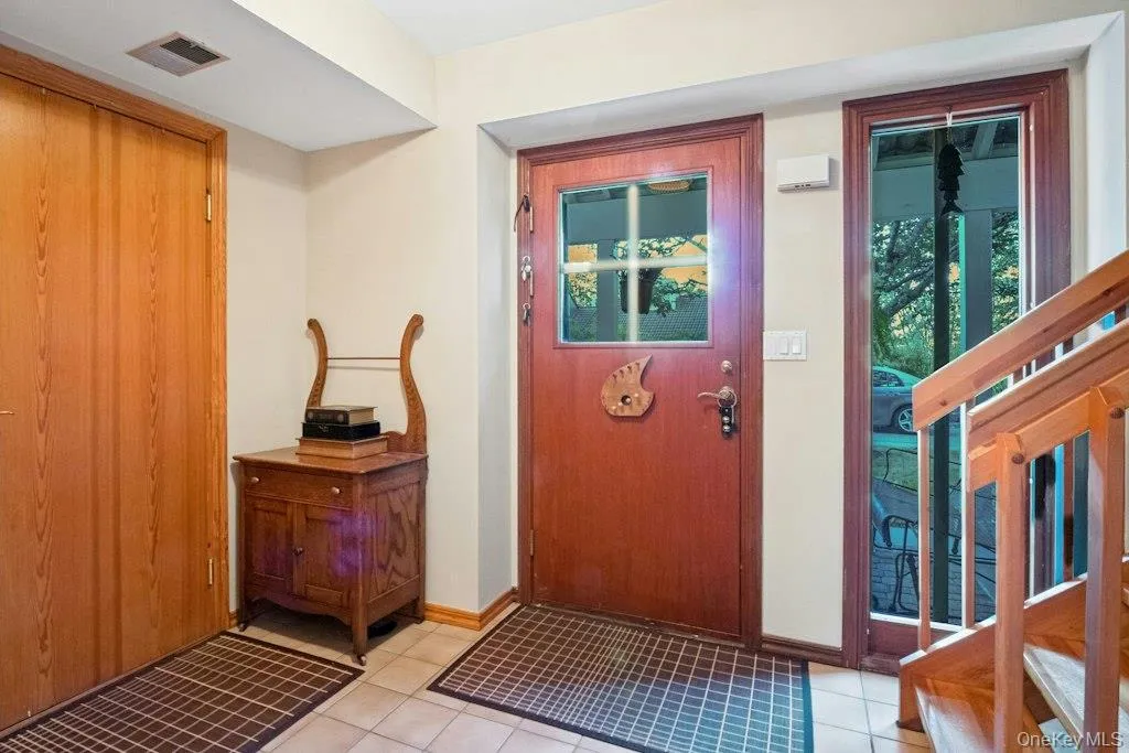 12 Deer Ridge Road, Bedford, NY, 3 Bedrooms Bedrooms, 8 Rooms Rooms,2 BathroomsBathrooms,Residential,For Rent,Deer Ridge,0,1051540 12 Deer Ridge Road, Bedford, NY, 3 Bedrooms Bedrooms, 8 Rooms Rooms,2 BathroomsBathrooms,Residential,For Rent,Deer Ridge,0,1051540