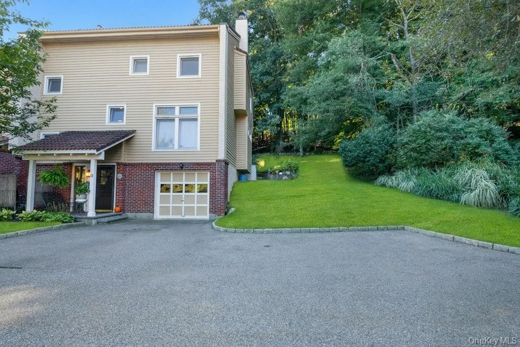 12 Deer Ridge Road, Bedford, NY, 3 Bedrooms Bedrooms, 8 Rooms Rooms,2 BathroomsBathrooms,Residential,For Rent,Deer Ridge,0,1051540 12 Deer Ridge Road, Bedford, NY, 3 Bedrooms Bedrooms, 8 Rooms Rooms,2 BathroomsBathrooms,Residential,For Rent,Deer Ridge,0,1051540