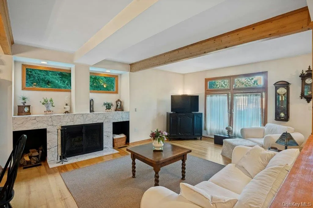 12 Deer Ridge Road, Bedford, NY, 3 Bedrooms Bedrooms, 8 Rooms Rooms,2 BathroomsBathrooms,Residential,For Rent,Deer Ridge,0,1051540 12 Deer Ridge Road, Bedford, NY, 3 Bedrooms Bedrooms, 8 Rooms Rooms,2 BathroomsBathrooms,Residential,For Rent,Deer Ridge,0,1051540