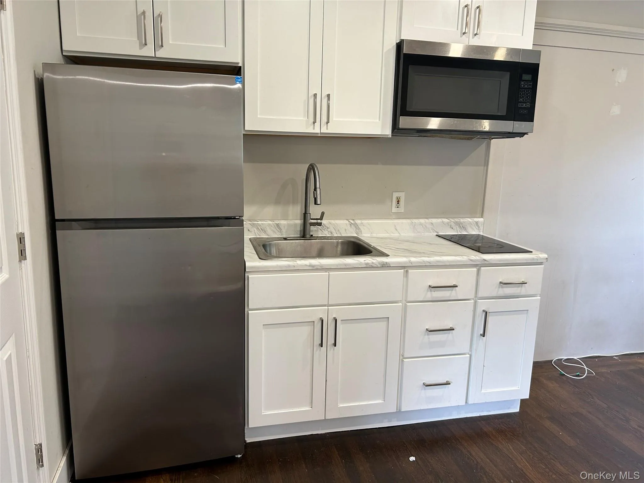 94 Highland Avenue, Clarkstown, NY, 1 Bedroom Bedrooms, 2 Room Rooms,1 BathroomBathrooms,Residential Lease,For Rent,Highland,0,1051547 94 Highland Avenue, Clarkstown, NY, 1 Bedroom Bedrooms, 2 Room Rooms,1 BathroomBathrooms,Residential Lease,For Rent,Highland,0,1051547