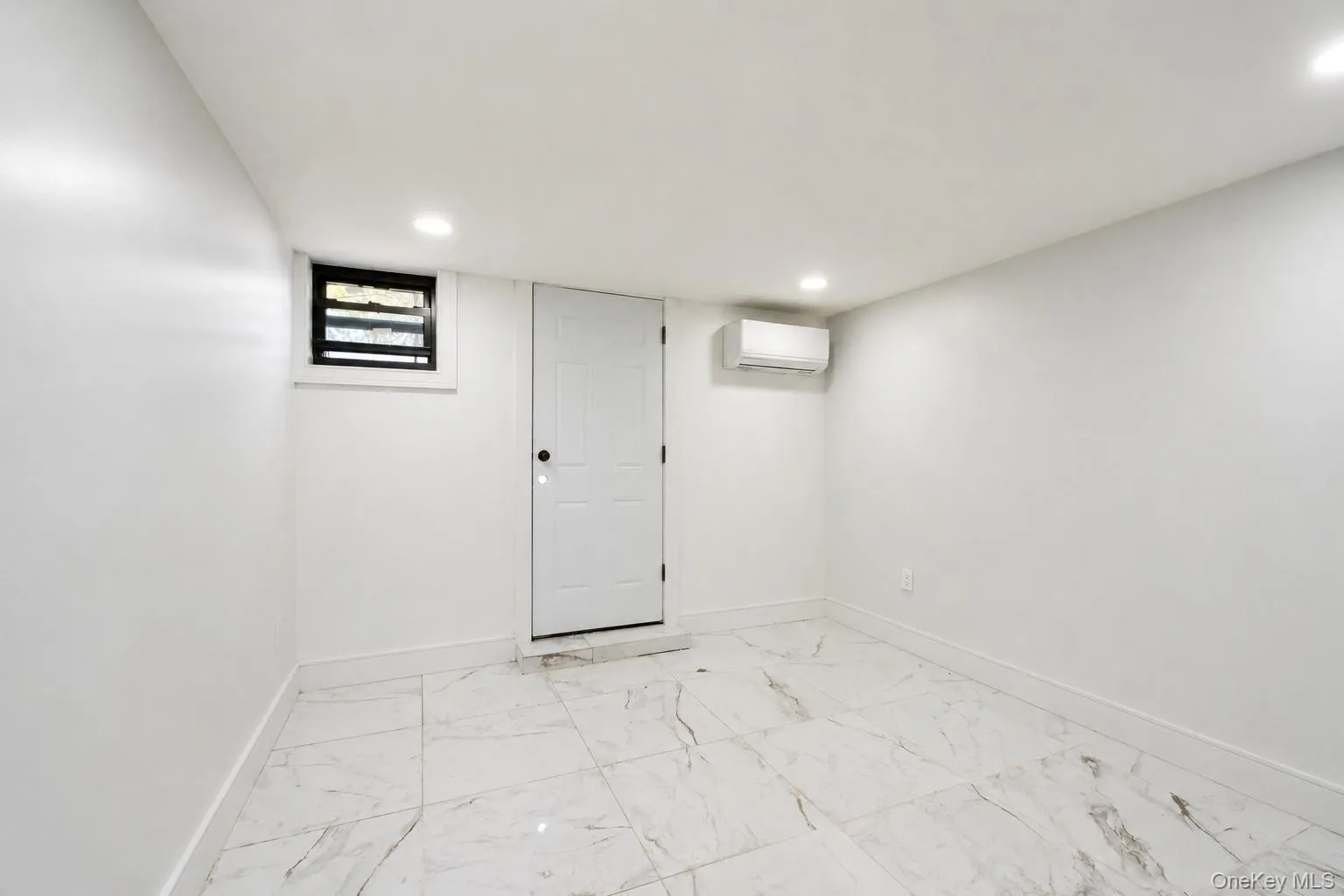 1194 Albany Avenue, New York, NY, 6 Bedrooms Bedrooms, 11 Rooms Rooms,2 BathroomsBathrooms,Residential,For Rent,Albany,0,1051548 1194 Albany Avenue, New York, NY, 6 Bedrooms Bedrooms, 11 Rooms Rooms,2 BathroomsBathrooms,Residential,For Rent,Albany,0,1051548