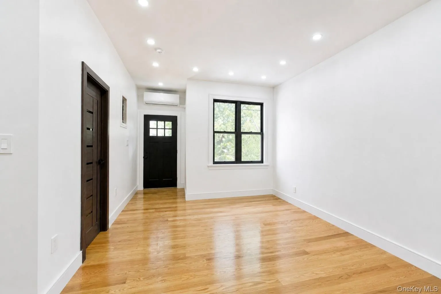 1194 Albany Avenue, New York, NY, 6 Bedrooms Bedrooms, 11 Rooms Rooms,2 BathroomsBathrooms,Residential,For Rent,Albany,0,1051548 1194 Albany Avenue, New York, NY, 6 Bedrooms Bedrooms, 11 Rooms Rooms,2 BathroomsBathrooms,Residential,For Rent,Albany,0,1051548