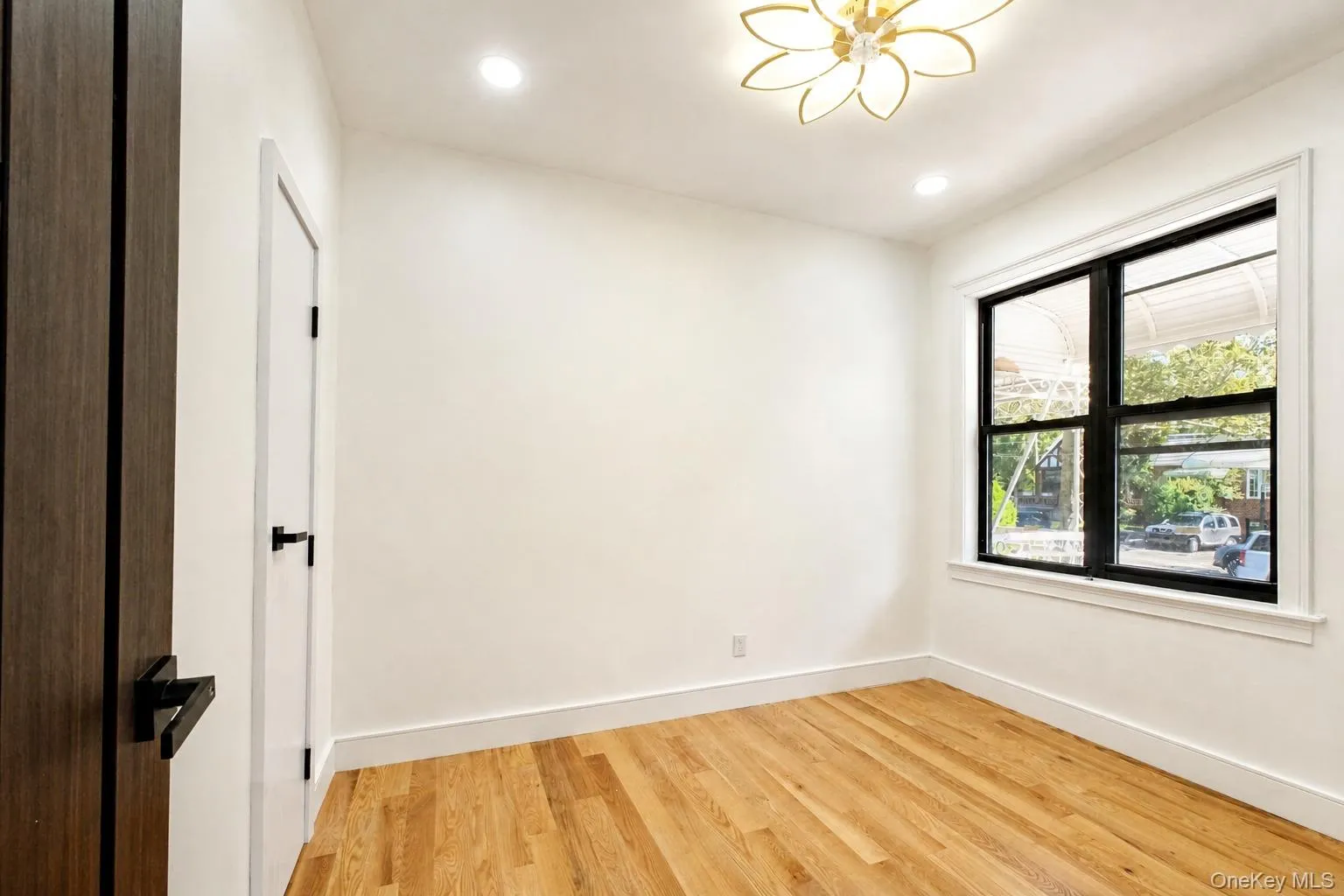 1194 Albany Avenue, New York, NY, 6 Bedrooms Bedrooms, 11 Rooms Rooms,2 BathroomsBathrooms,Residential,For Rent,Albany,0,1051548 1194 Albany Avenue, New York, NY, 6 Bedrooms Bedrooms, 11 Rooms Rooms,2 BathroomsBathrooms,Residential,For Rent,Albany,0,1051548
