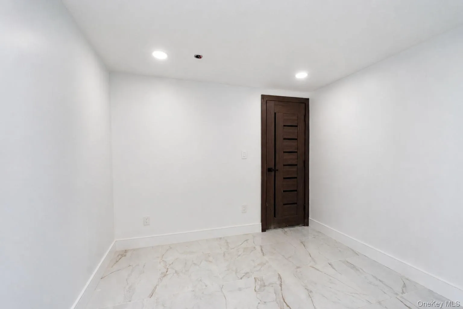 1194 Albany Avenue, New York, NY, 6 Bedrooms Bedrooms, 11 Rooms Rooms,2 BathroomsBathrooms,Residential,For Rent,Albany,0,1051548 1194 Albany Avenue, New York, NY, 6 Bedrooms Bedrooms, 11 Rooms Rooms,2 BathroomsBathrooms,Residential,For Rent,Albany,0,1051548
