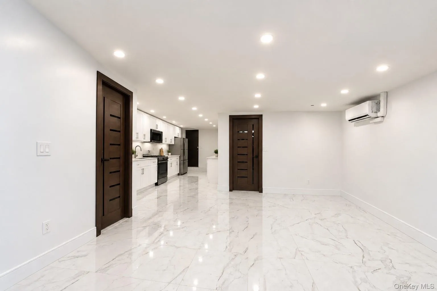 1194 Albany Avenue, New York, NY, 6 Bedrooms Bedrooms, 11 Rooms Rooms,2 BathroomsBathrooms,Residential,For Rent,Albany,0,1051548 1194 Albany Avenue, New York, NY, 6 Bedrooms Bedrooms, 11 Rooms Rooms,2 BathroomsBathrooms,Residential,For Rent,Albany,0,1051548