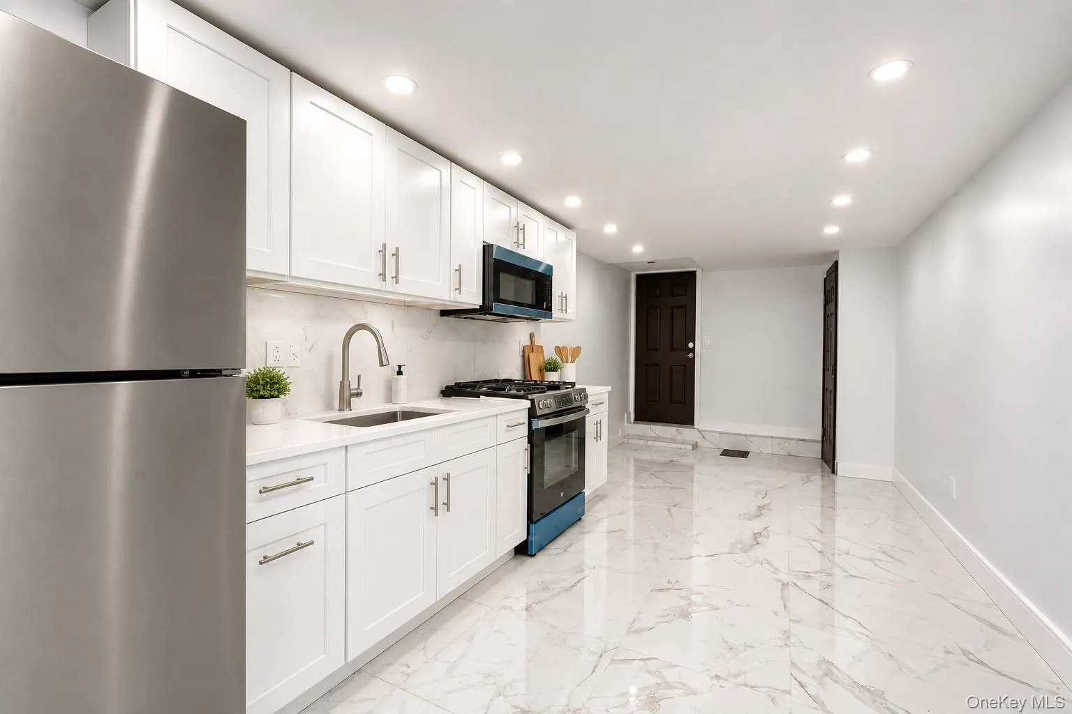 1194 Albany Avenue, New York, NY, 6 Bedrooms Bedrooms, 11 Rooms Rooms,2 BathroomsBathrooms,Residential,For Rent,Albany,0,1051548 1194 Albany Avenue, New York, NY, 6 Bedrooms Bedrooms, 11 Rooms Rooms,2 BathroomsBathrooms,Residential,For Rent,Albany,0,1051548