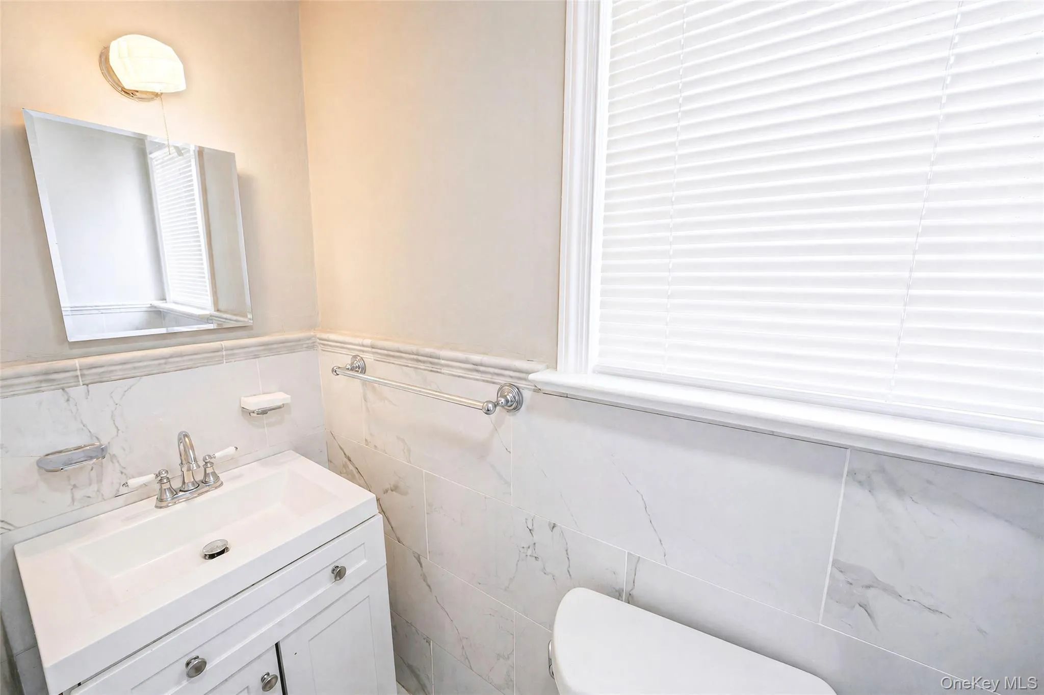 26903 Union Turnpike, New York, NY, 4 Bedrooms Bedrooms, 5 Rooms Rooms,3 BathroomsBathrooms,Residential,For Rent,Union,0,1051556 26903 Union Turnpike, New York, NY, 4 Bedrooms Bedrooms, 5 Rooms Rooms,3 BathroomsBathrooms,Residential,For Rent,Union,0,1051556