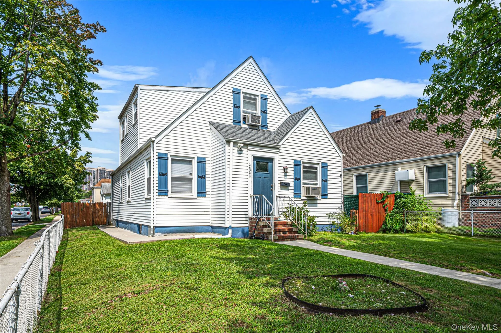 26903 Union Turnpike, New York, NY, 4 Bedrooms Bedrooms, 5 Rooms Rooms,3 BathroomsBathrooms,Residential,For Rent,Union,0,1051556 26903 Union Turnpike, New York, NY, 4 Bedrooms Bedrooms, 5 Rooms Rooms,3 BathroomsBathrooms,Residential,For Rent,Union,0,1051556