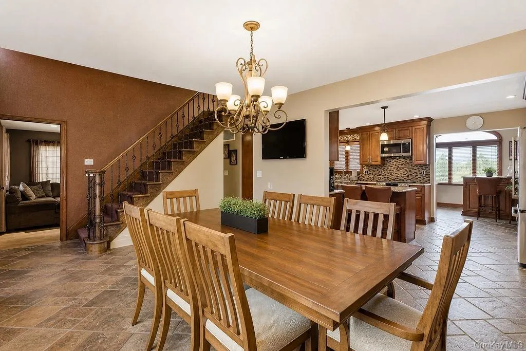158-31 86th Street, New York, NY, 3 Bedrooms Bedrooms, 10 Rooms Rooms,2 BathroomsBathrooms,Residential,For Rent,86th,0,1051557 158-31 86th Street, New York, NY, 3 Bedrooms Bedrooms, 10 Rooms Rooms,2 BathroomsBathrooms,Residential,For Rent,86th,0,1051557
